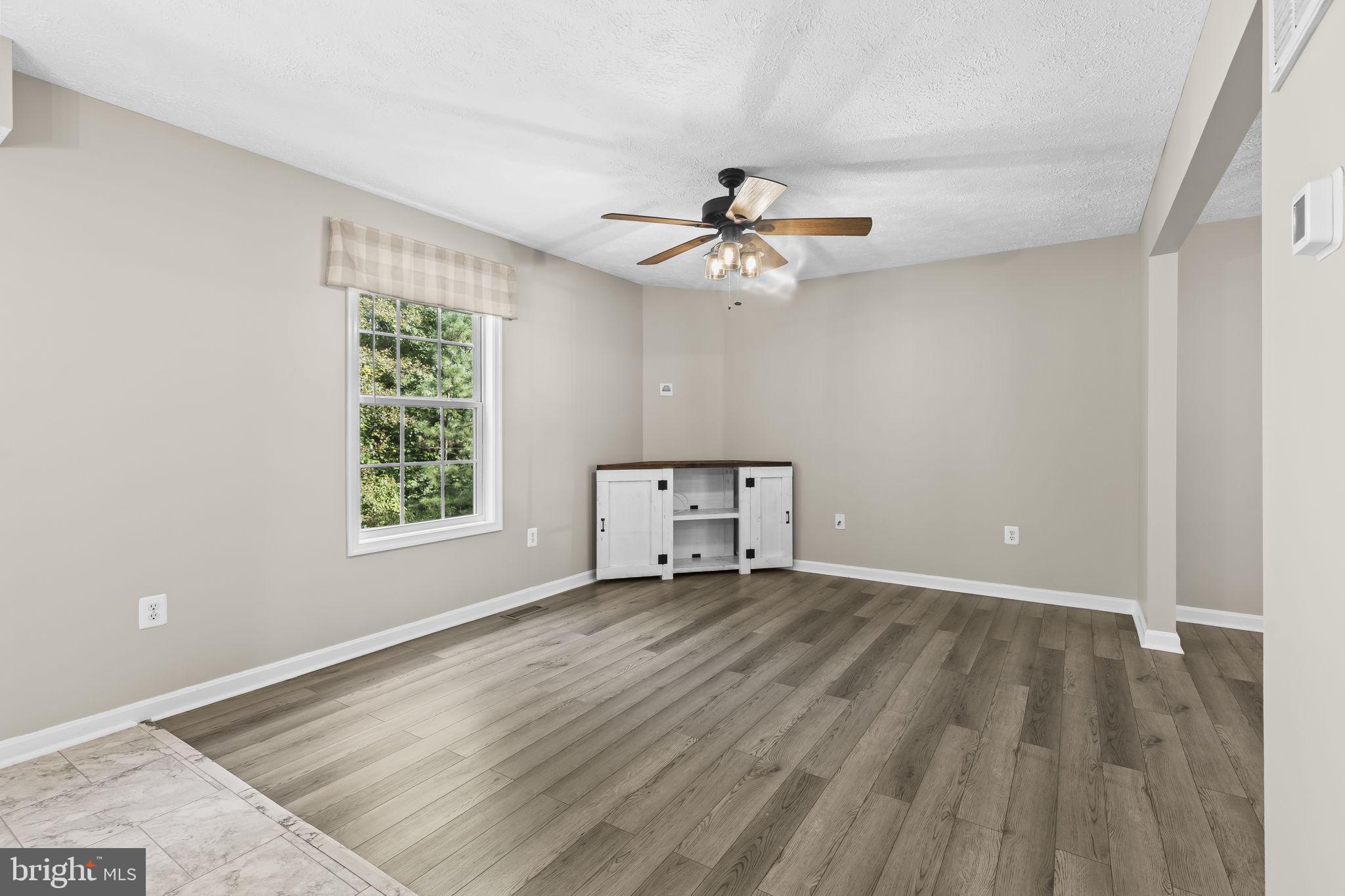 CHESAPEAKE RANCH ESTATES - Residential Lease