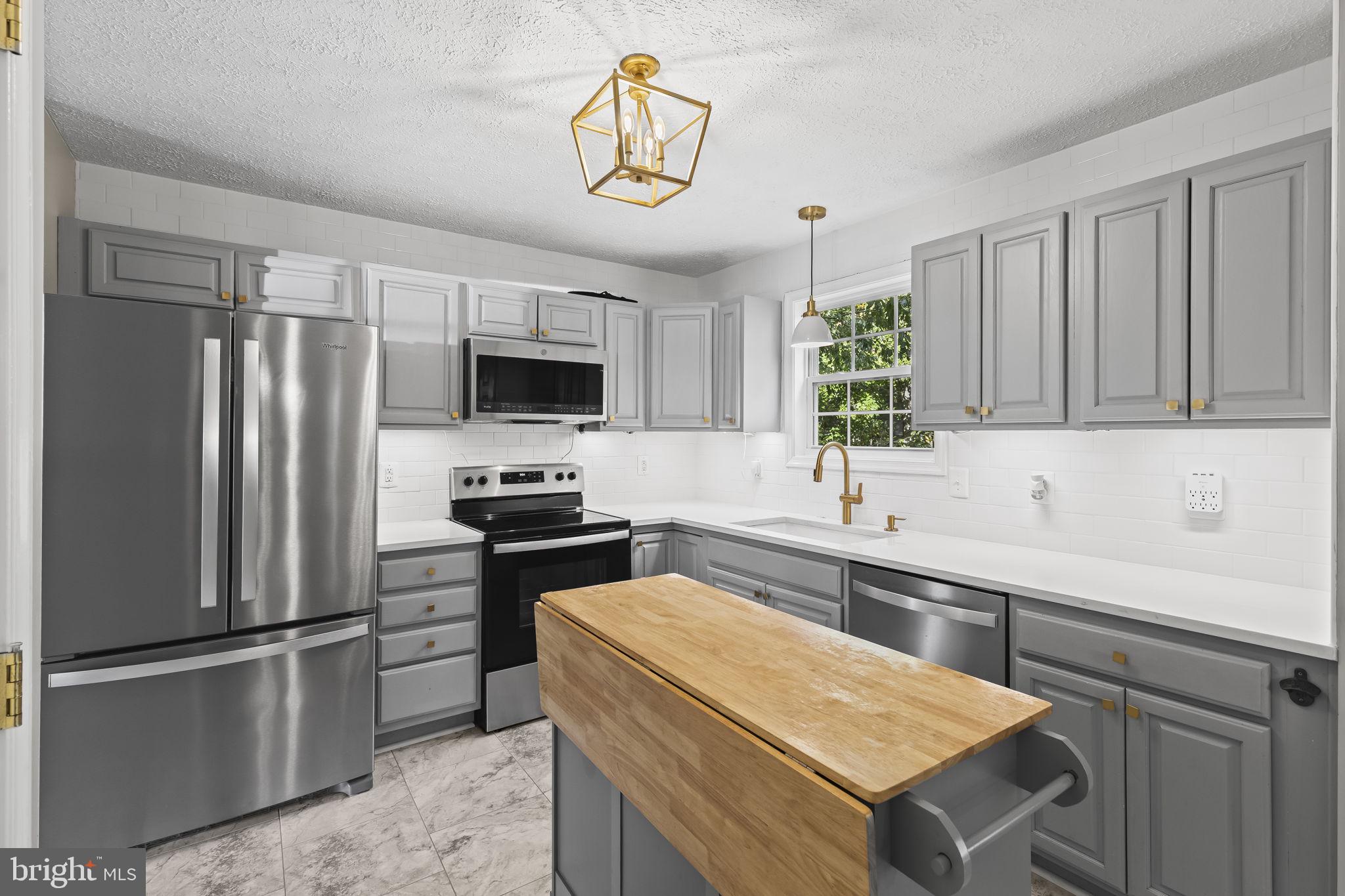 CHESAPEAKE RANCH ESTATES - Residential Lease