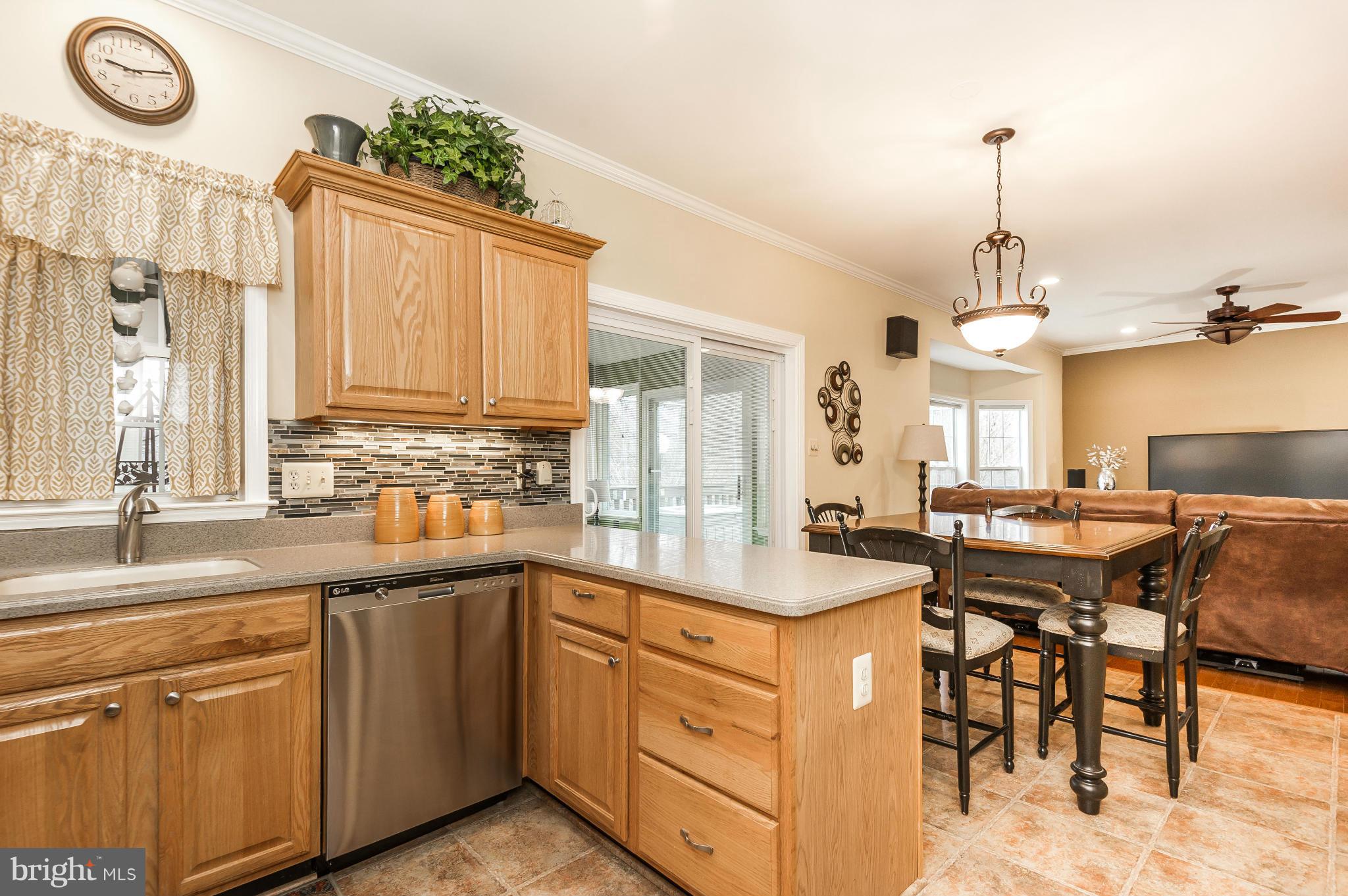 BEACHWOOD ESTATES - Residential