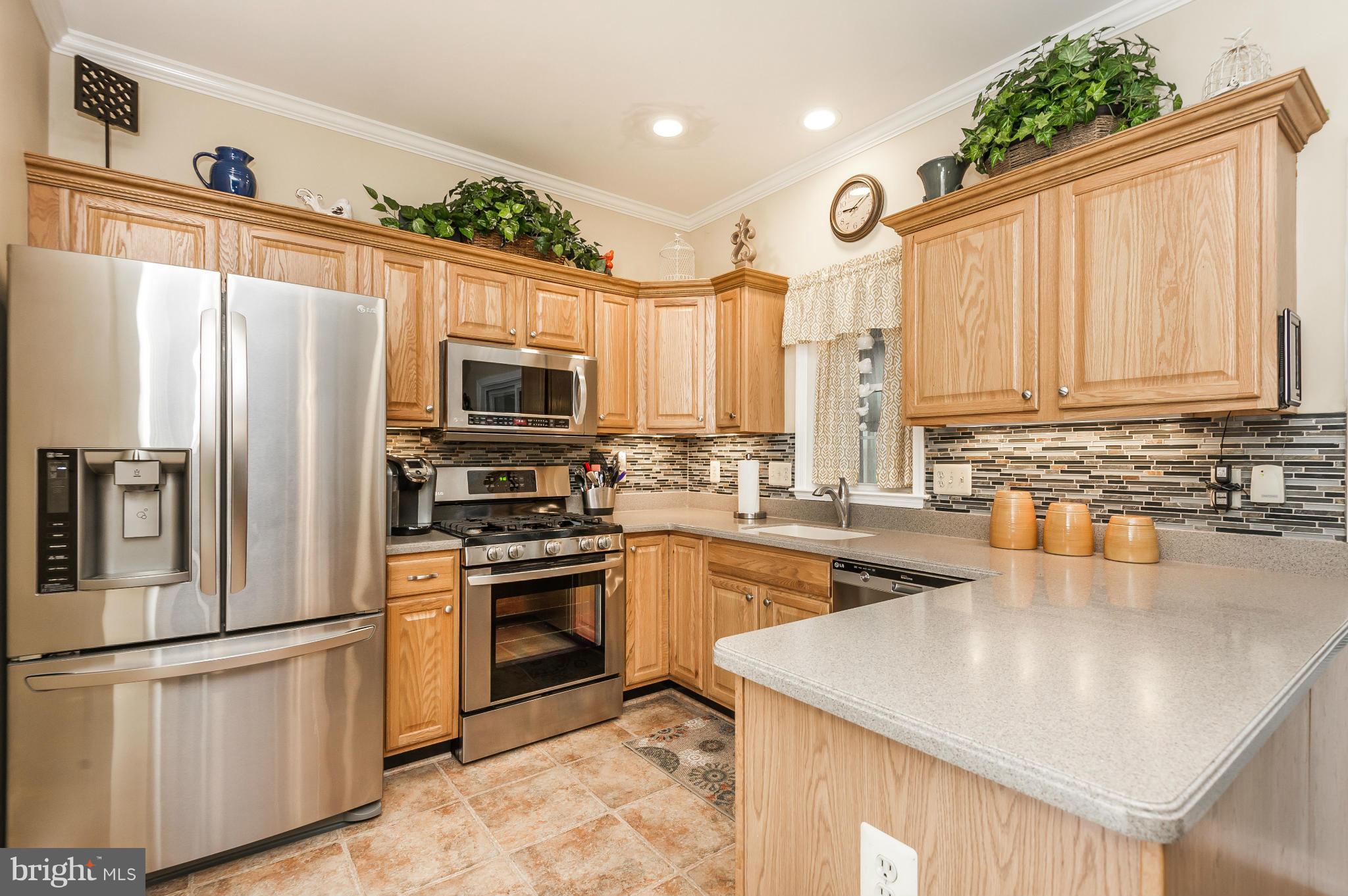 BEACHWOOD ESTATES - Residential