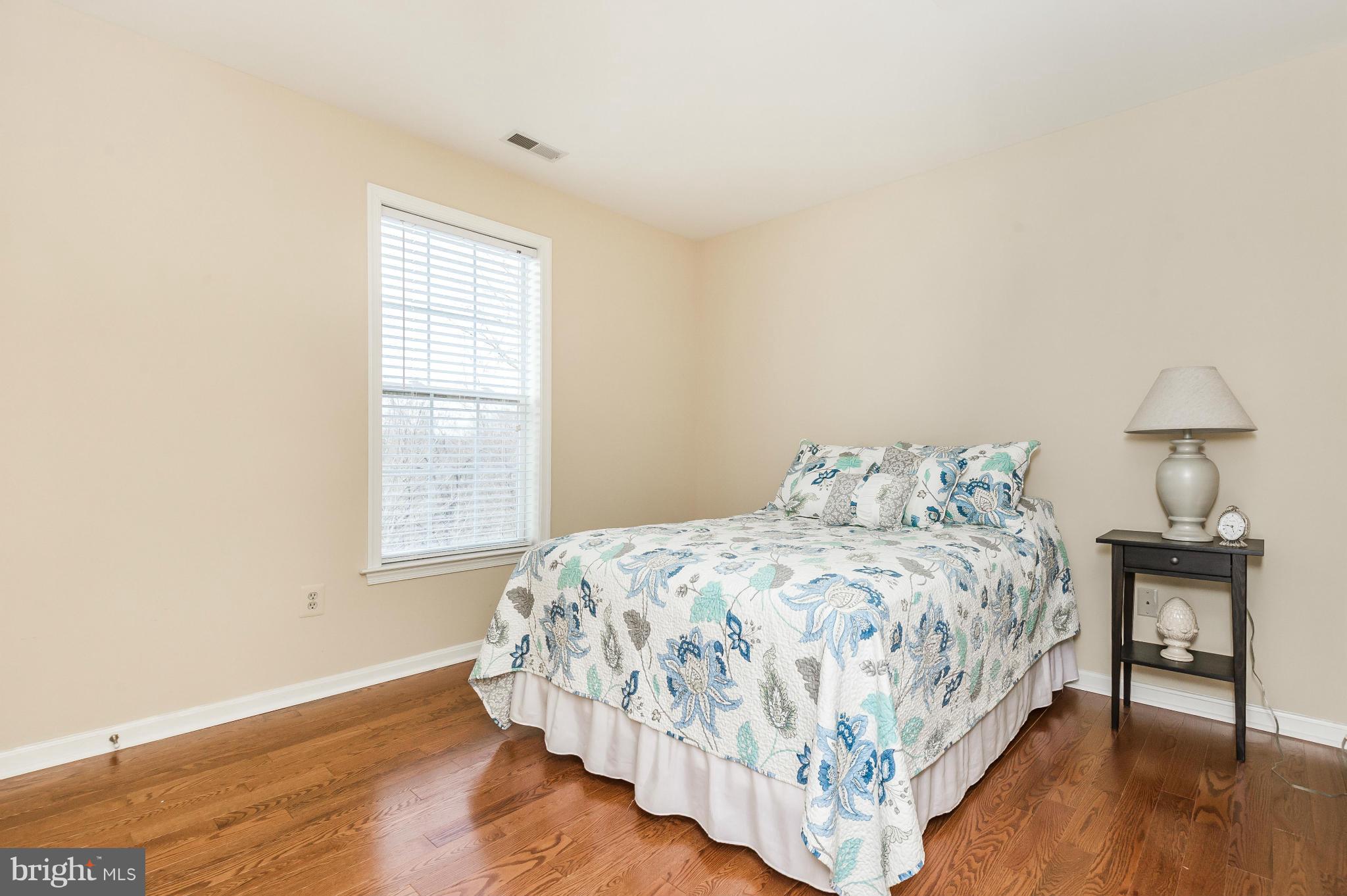 BEACHWOOD ESTATES - Residential