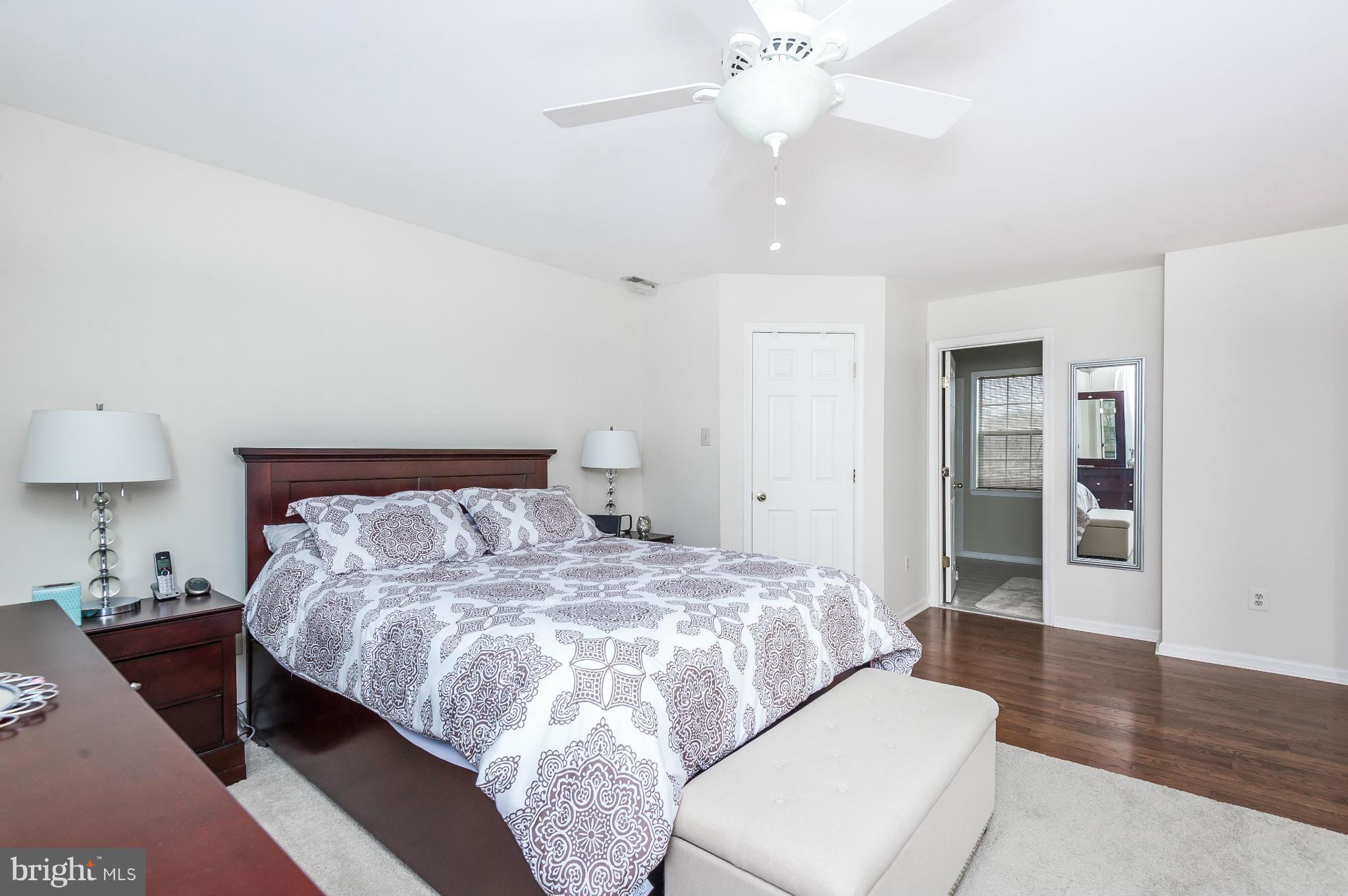 BEACHWOOD ESTATES - Residential