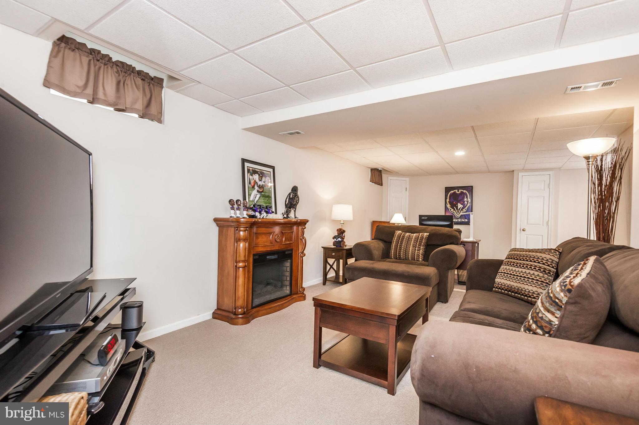 BEACHWOOD ESTATES - Residential