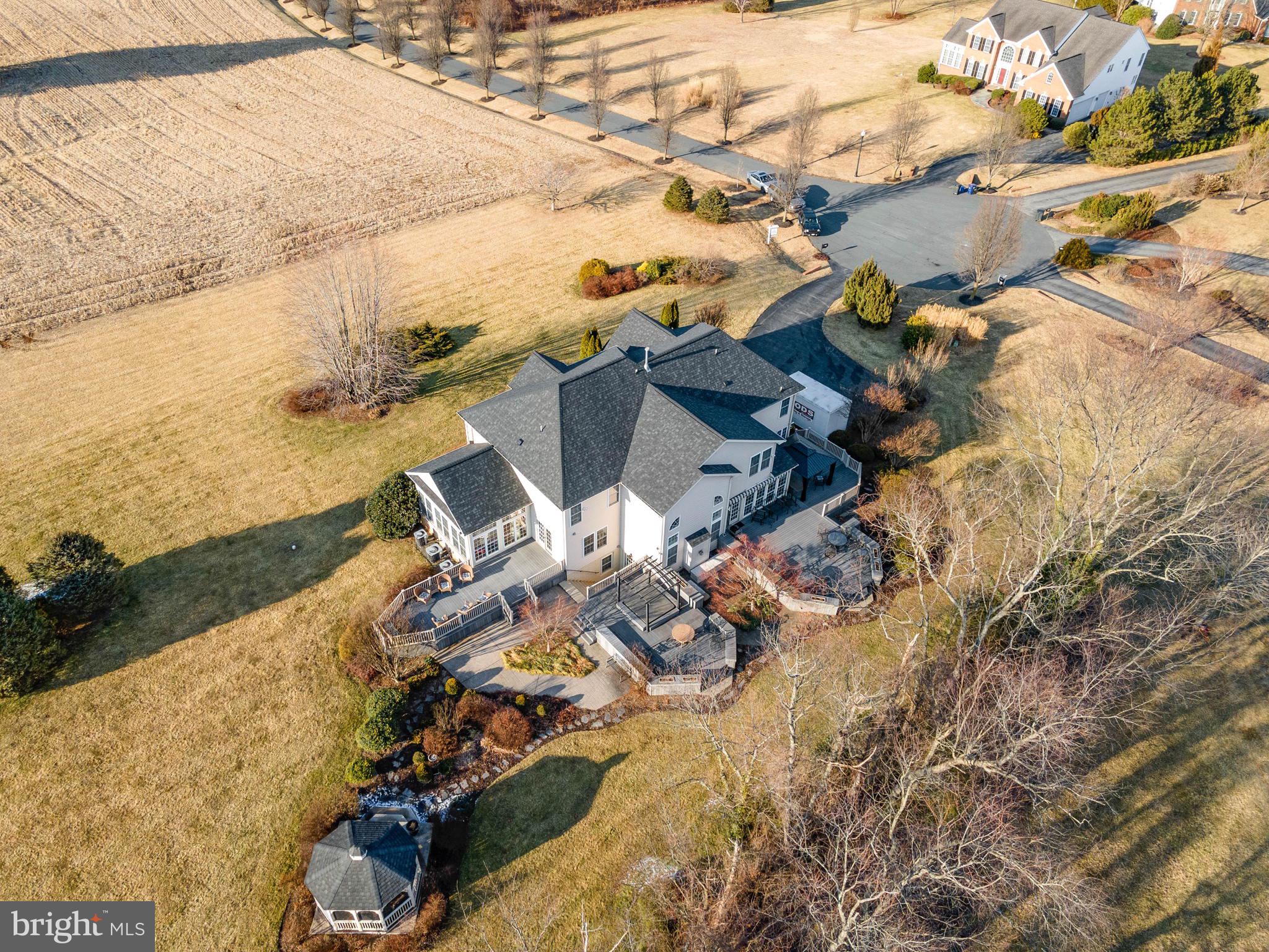 DENIT ESTATES - Residential