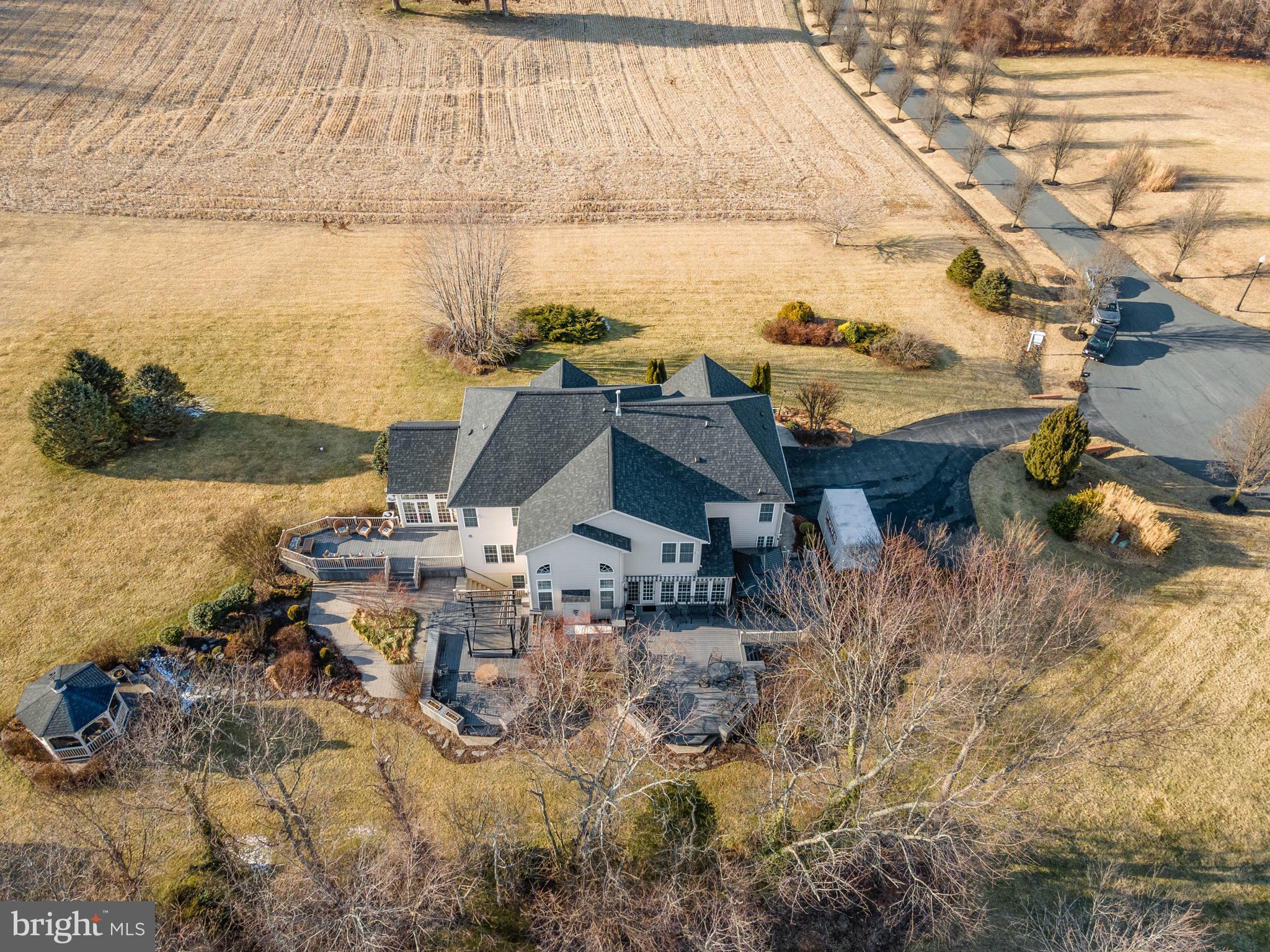 DENIT ESTATES - Residential