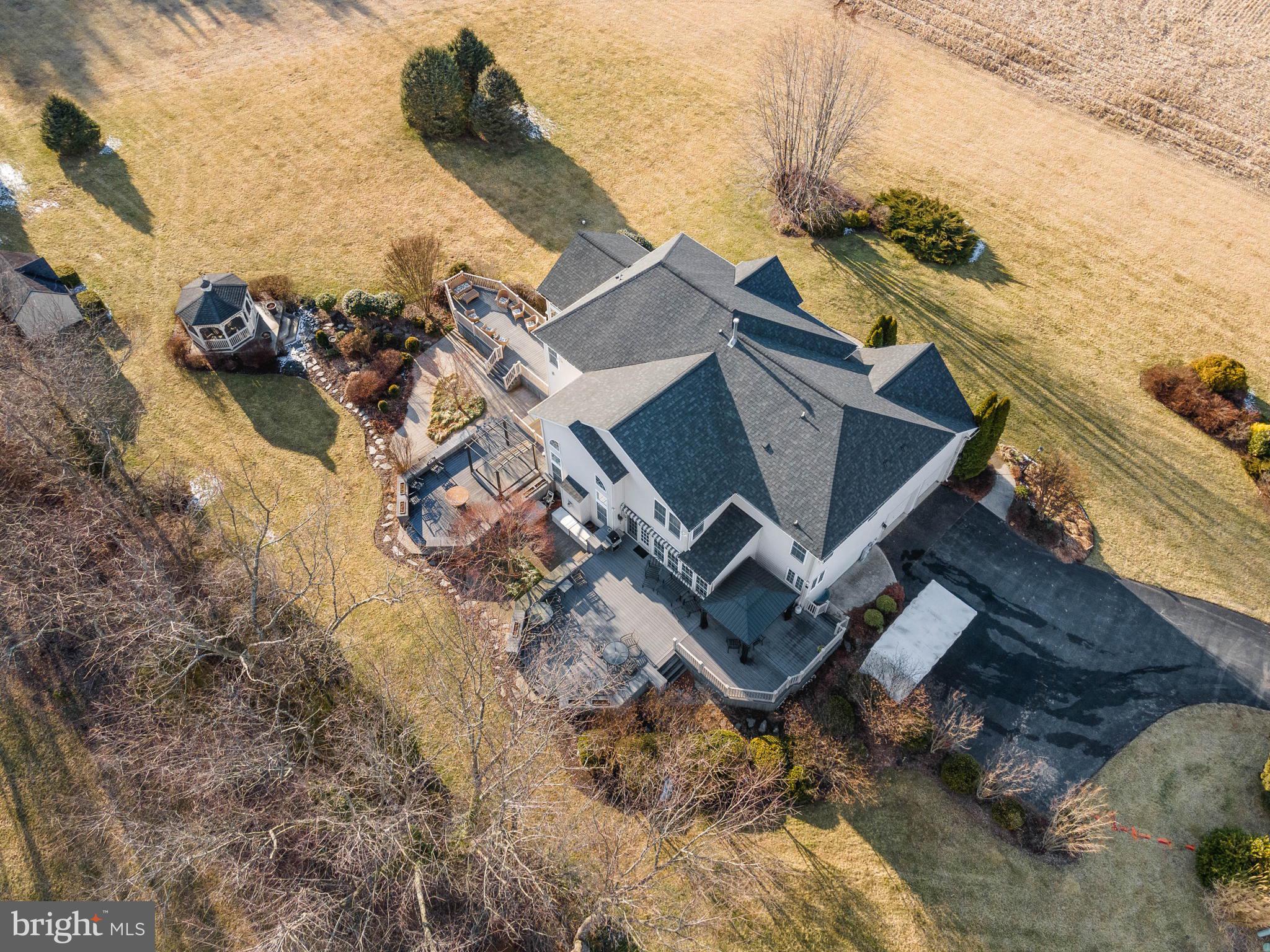 DENIT ESTATES - Residential