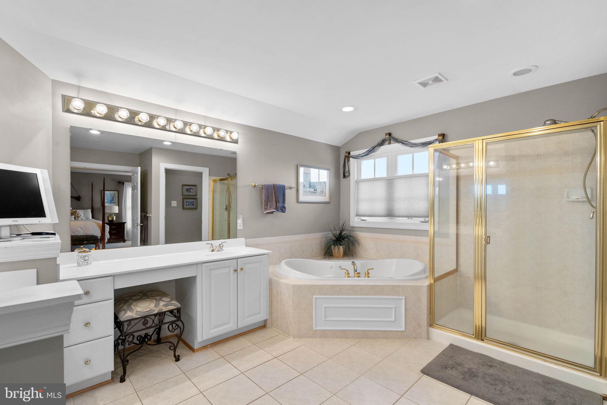 DENIT ESTATES - Residential