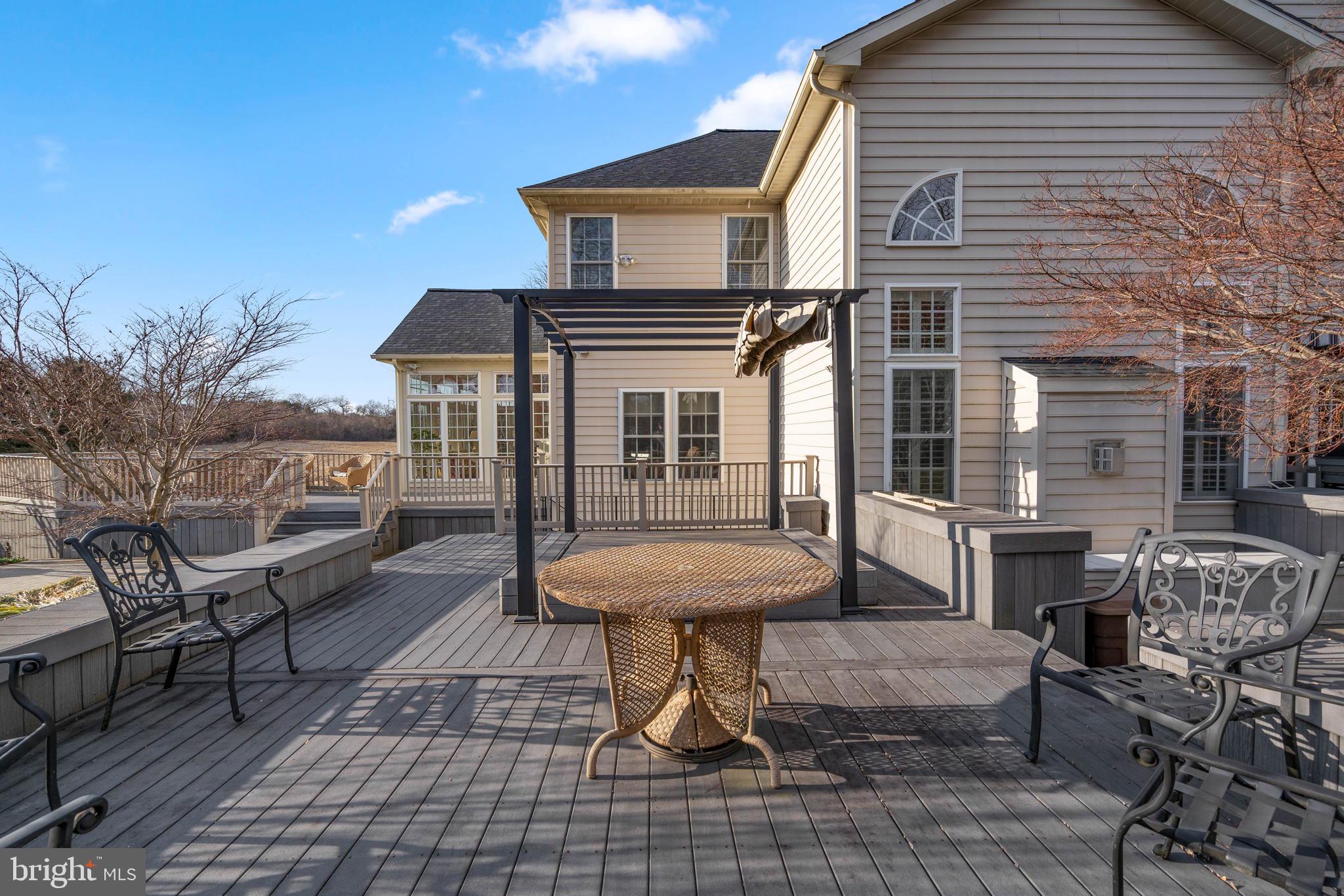 DENIT ESTATES - Residential