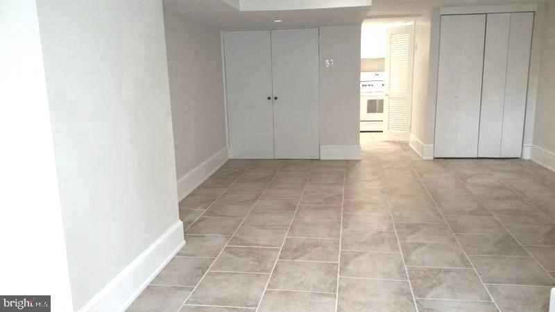 WASHINGTON SQ WEST - Residential Lease