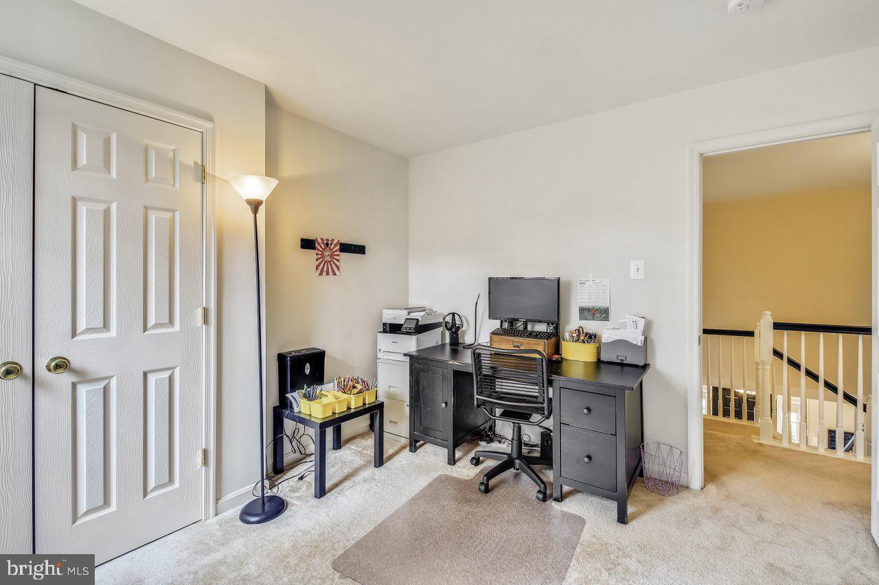 HARBOR POINTE - Residential