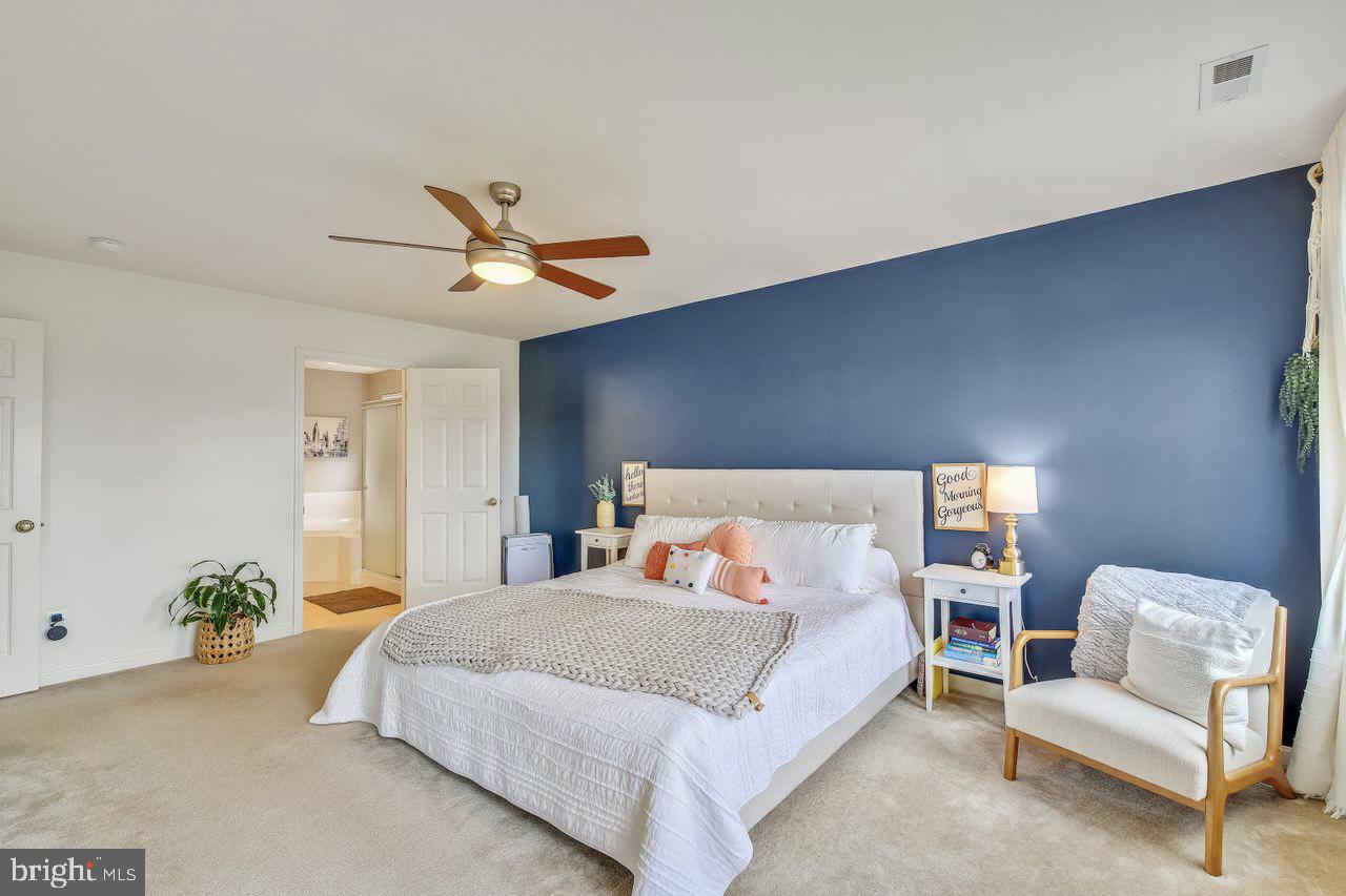 HARBOR POINTE - Residential