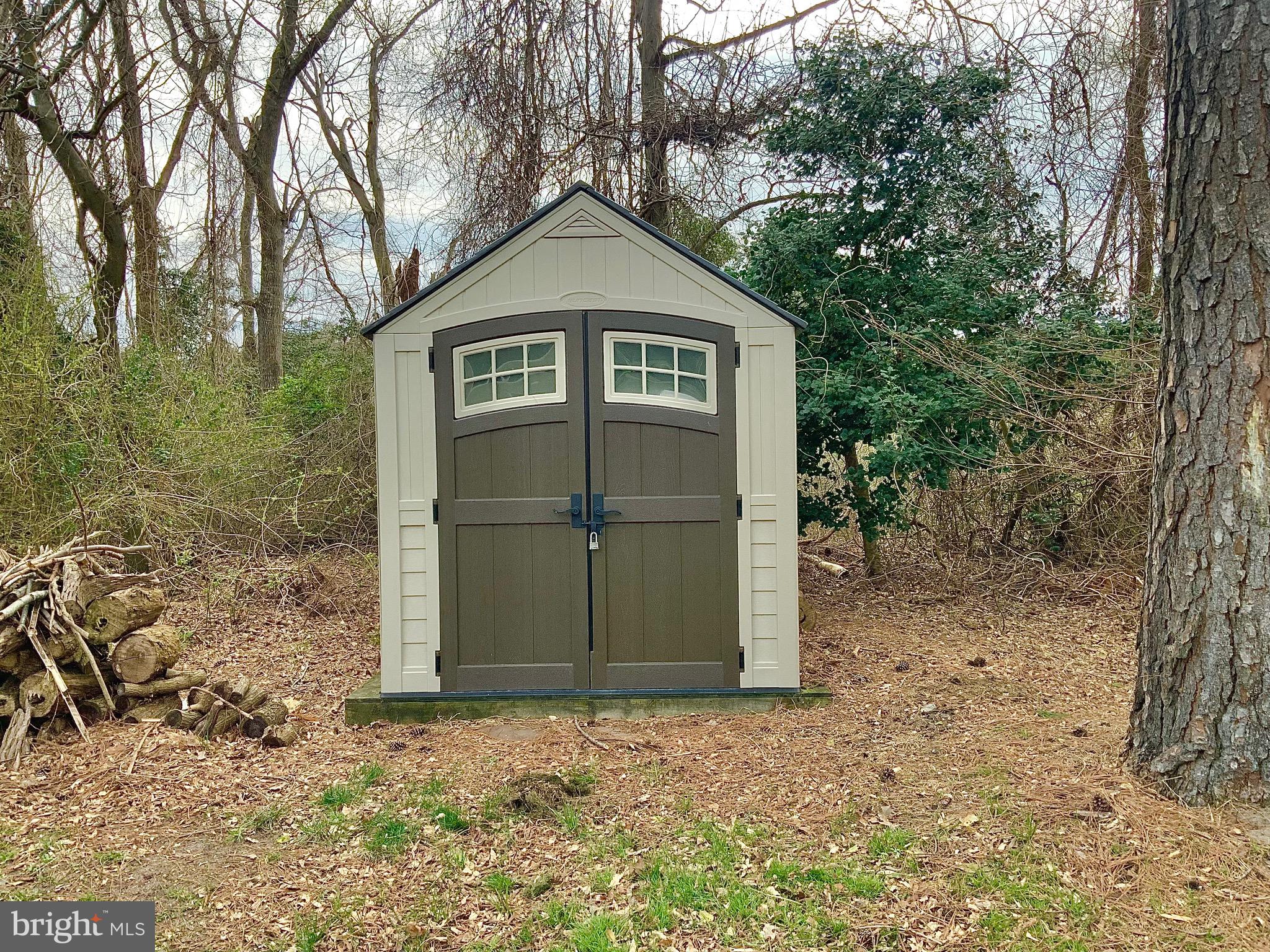 HARBOR POINTE - Residential