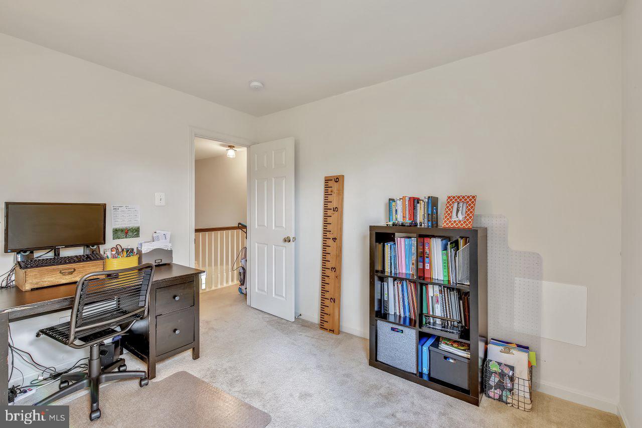 HARBOR POINTE - Residential