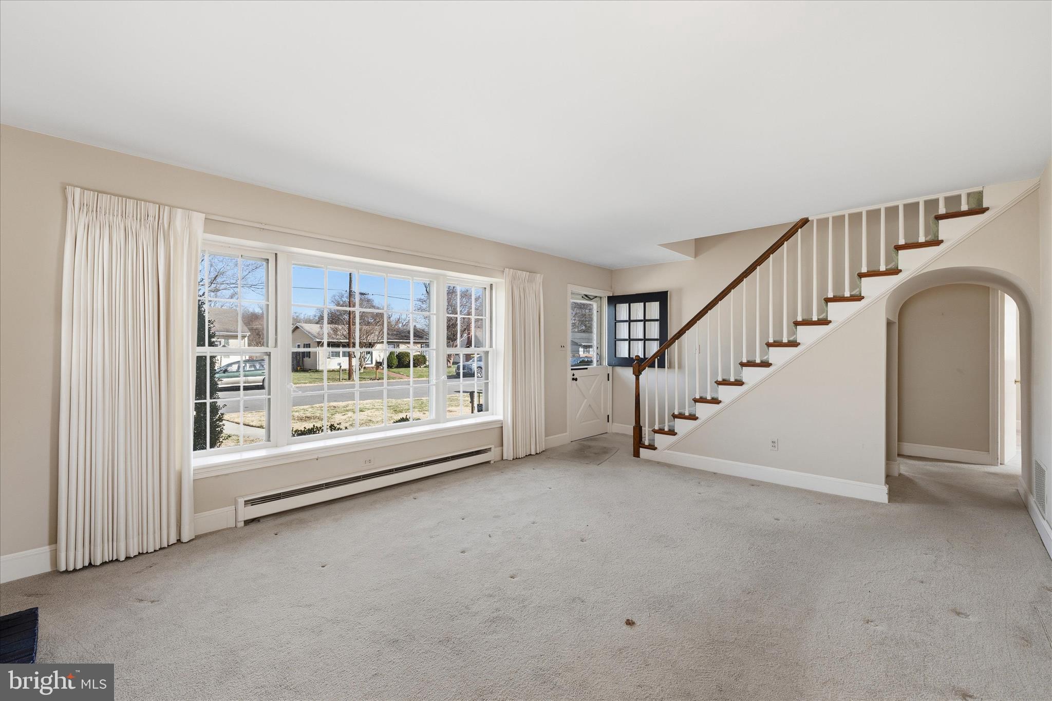 EASTON - Residential