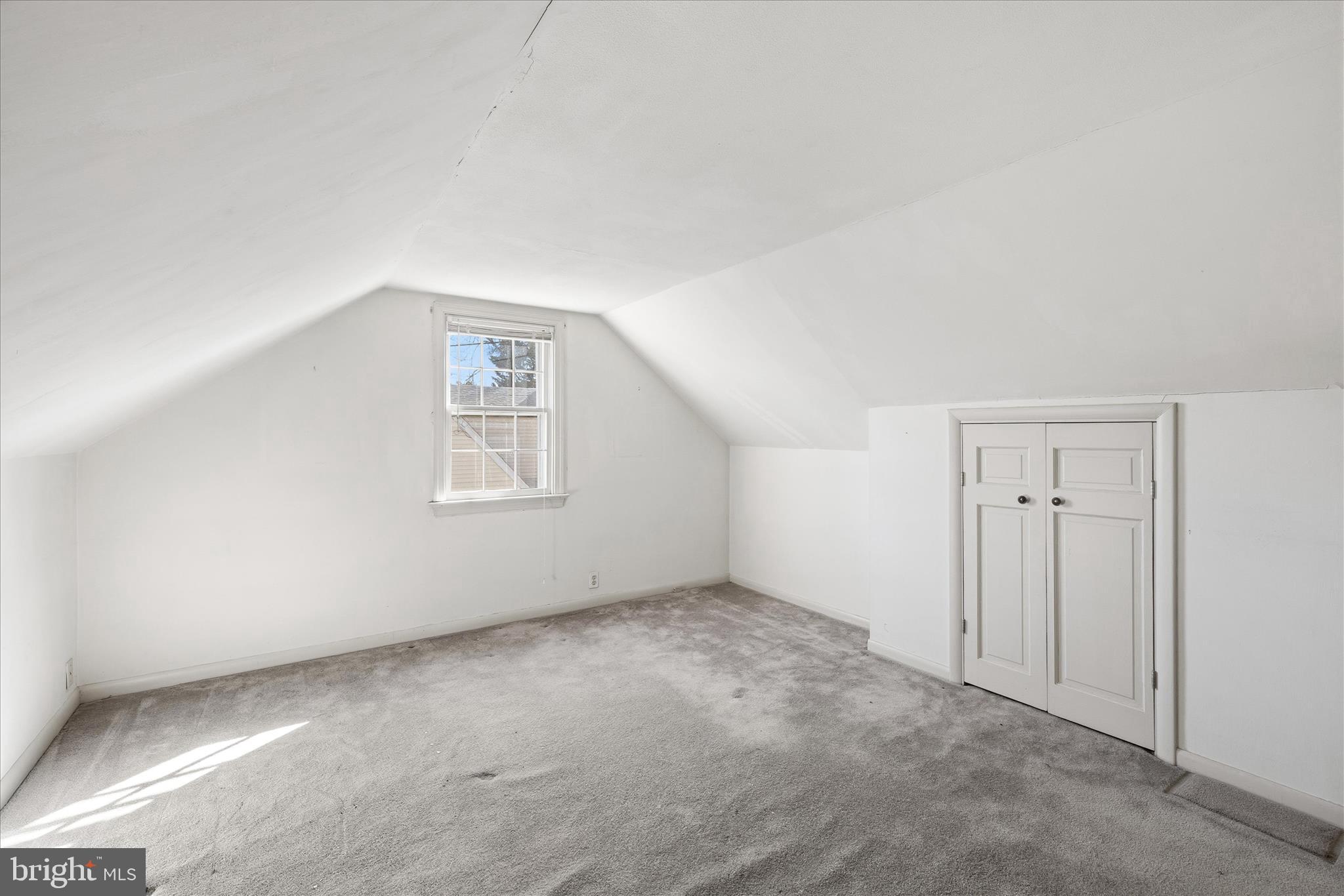 EASTON - Residential