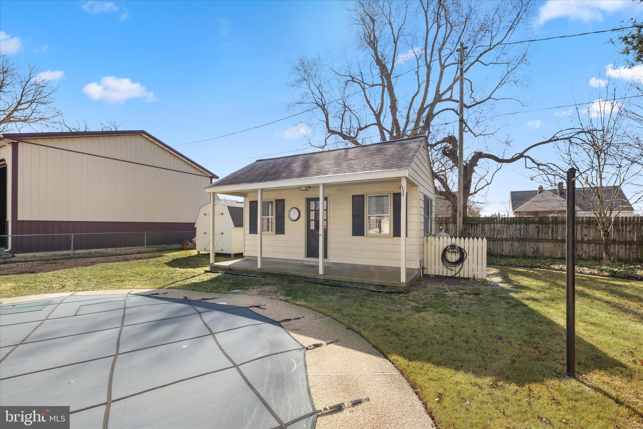 EASTON - Residential