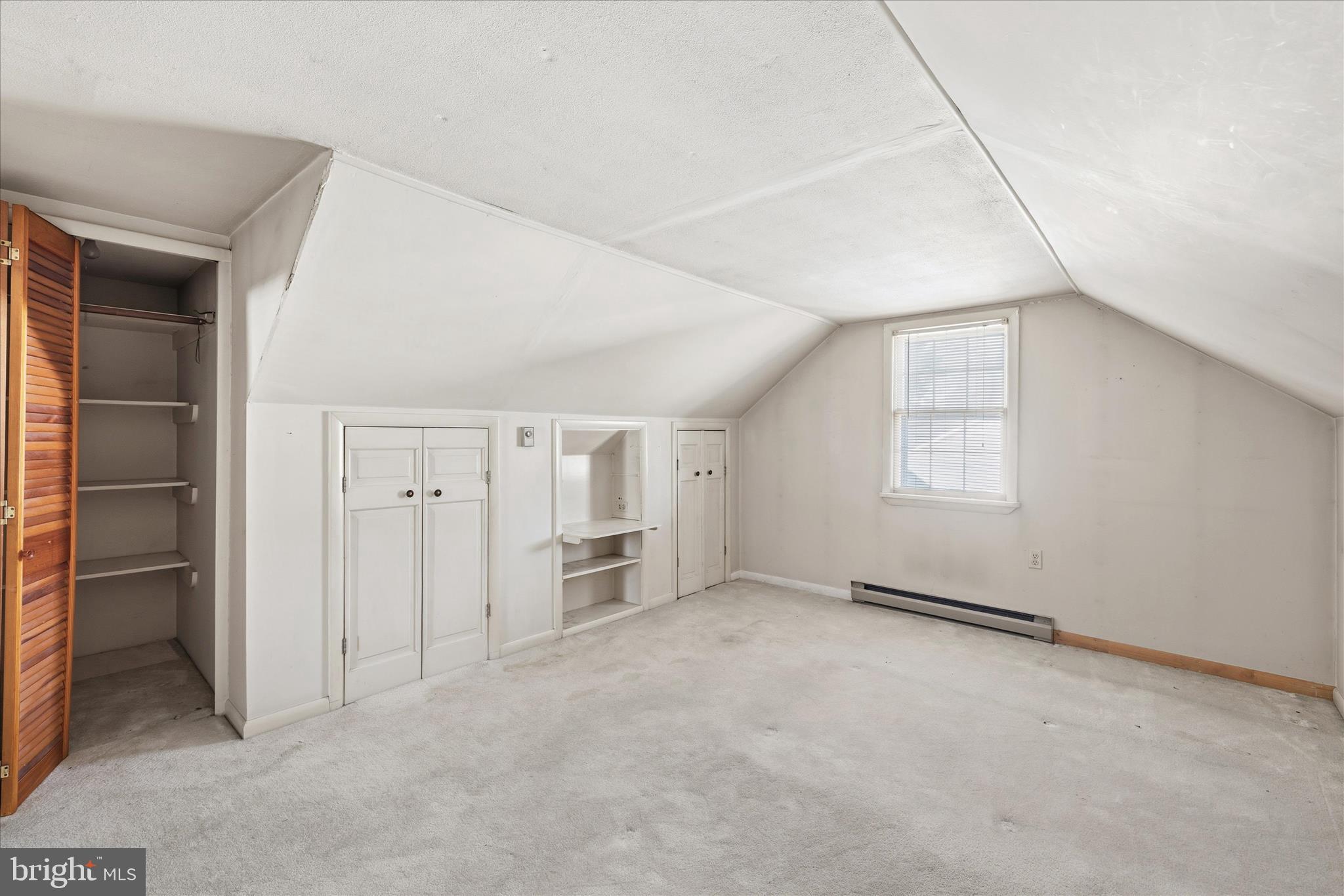 EASTON - Residential