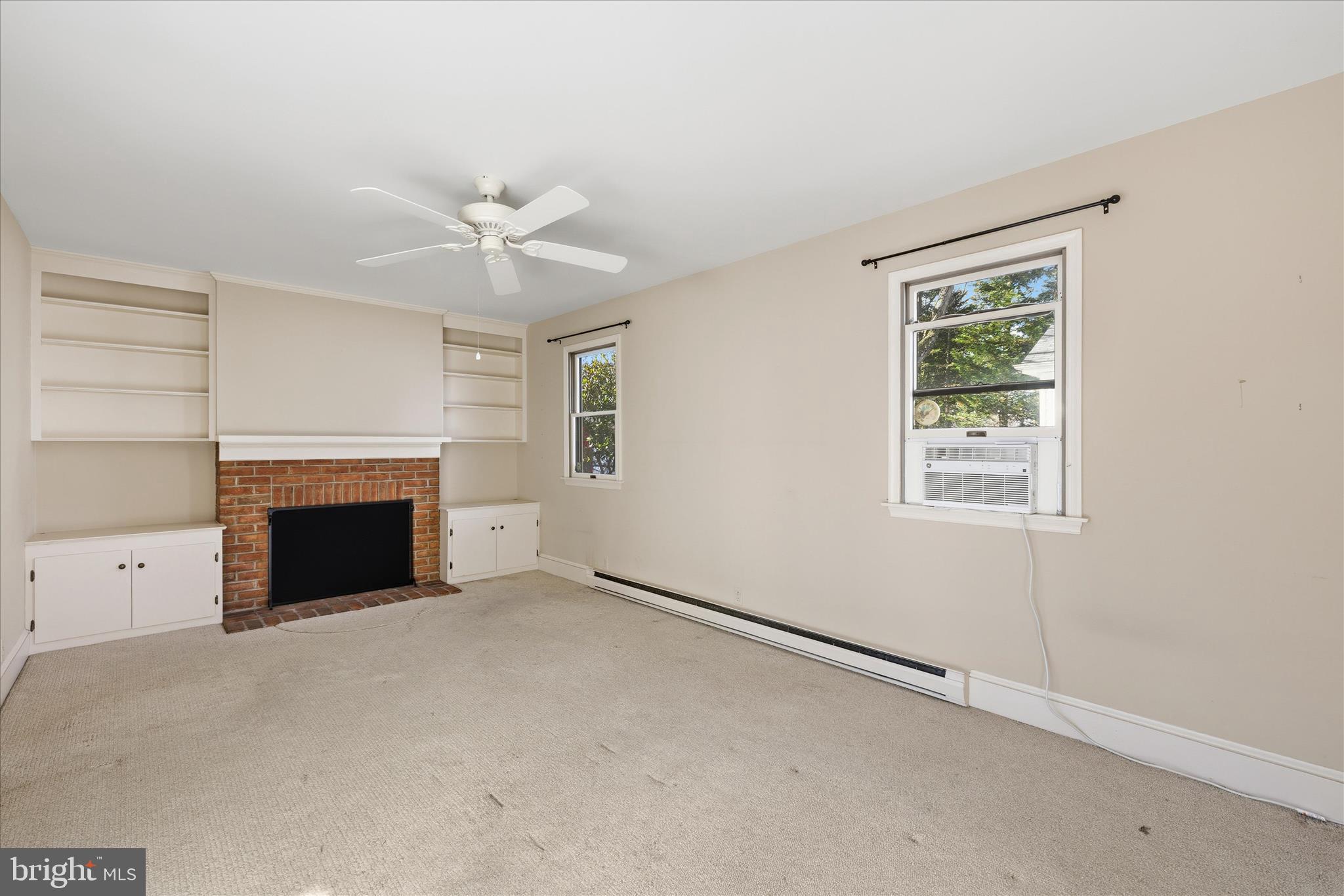 EASTON - Residential