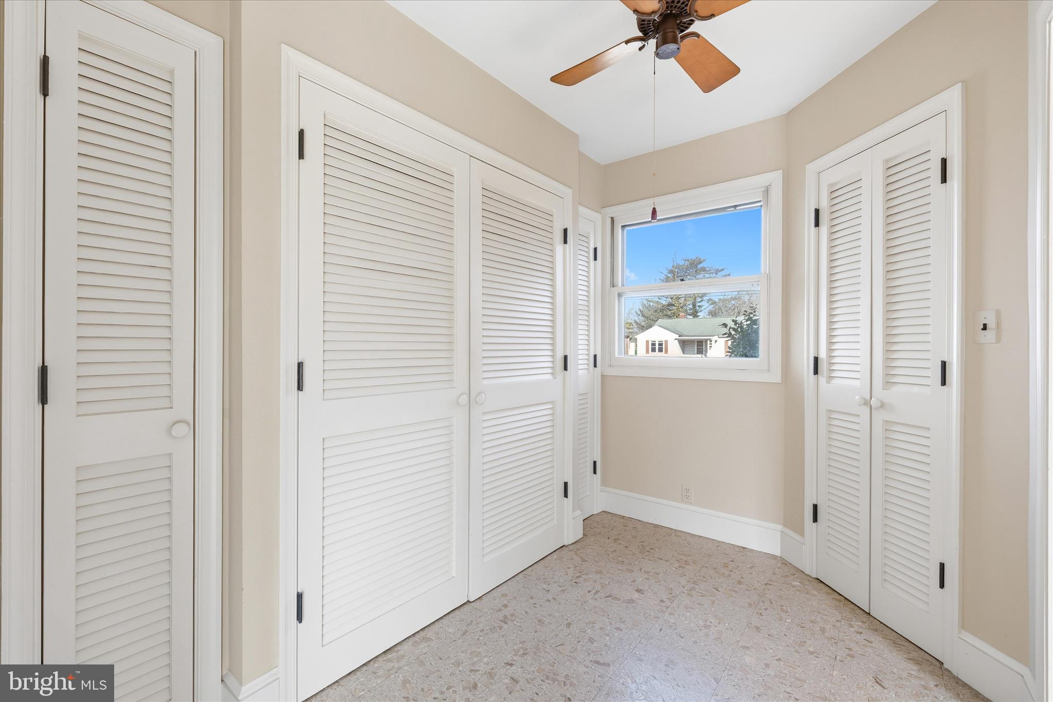 EASTON - Residential