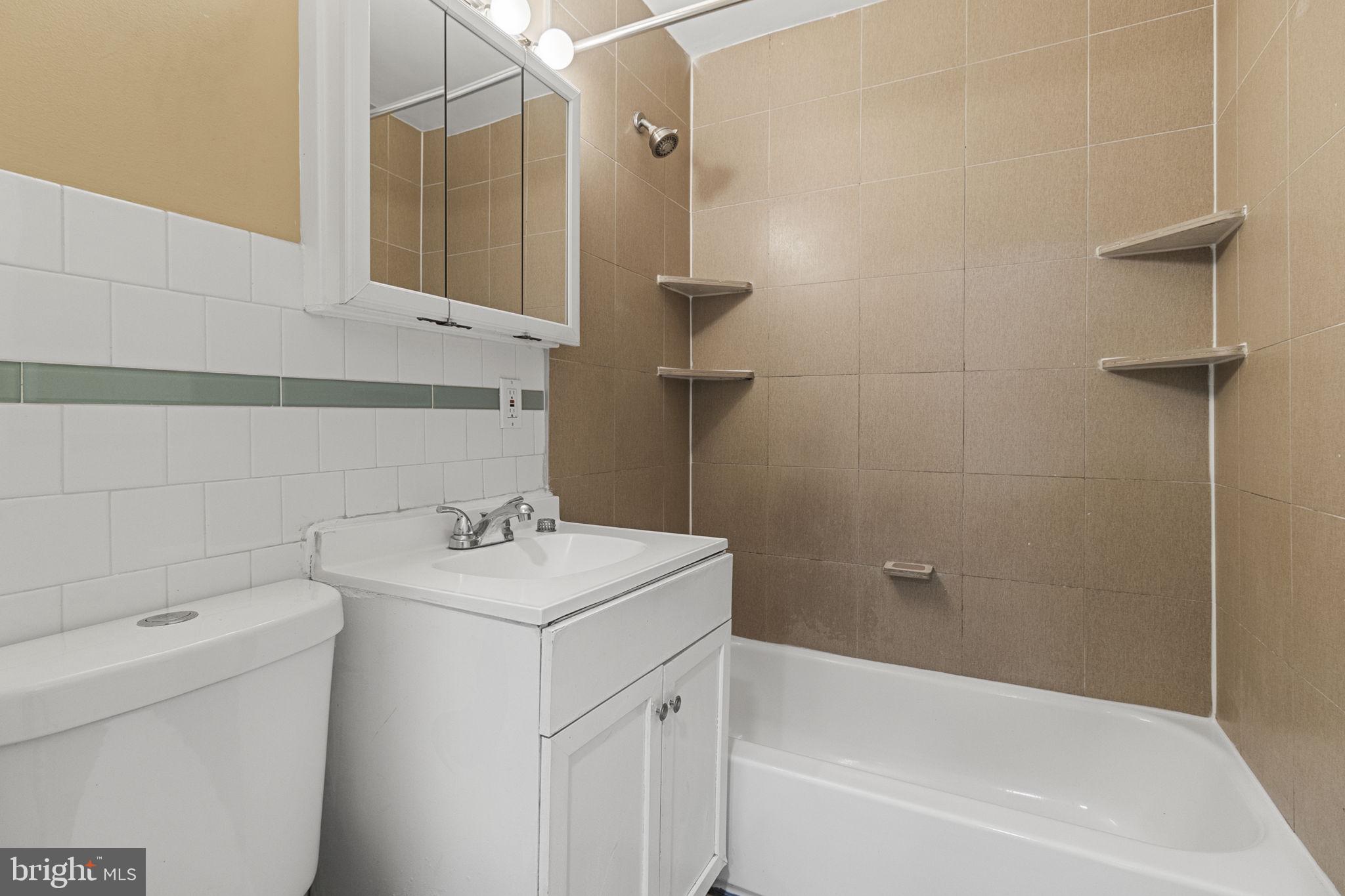 LANGLEY PARK - Residential