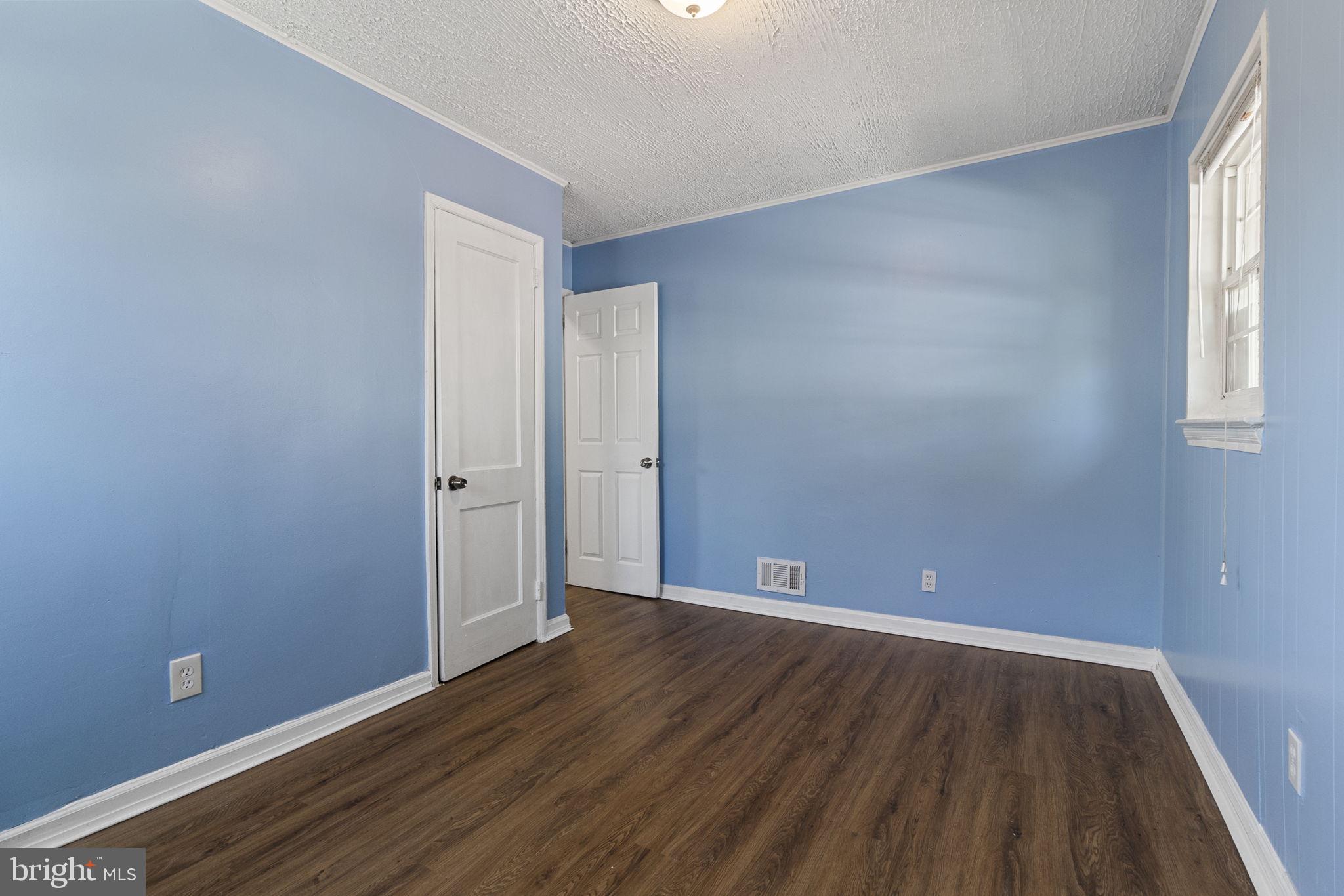 LANGLEY PARK - Residential