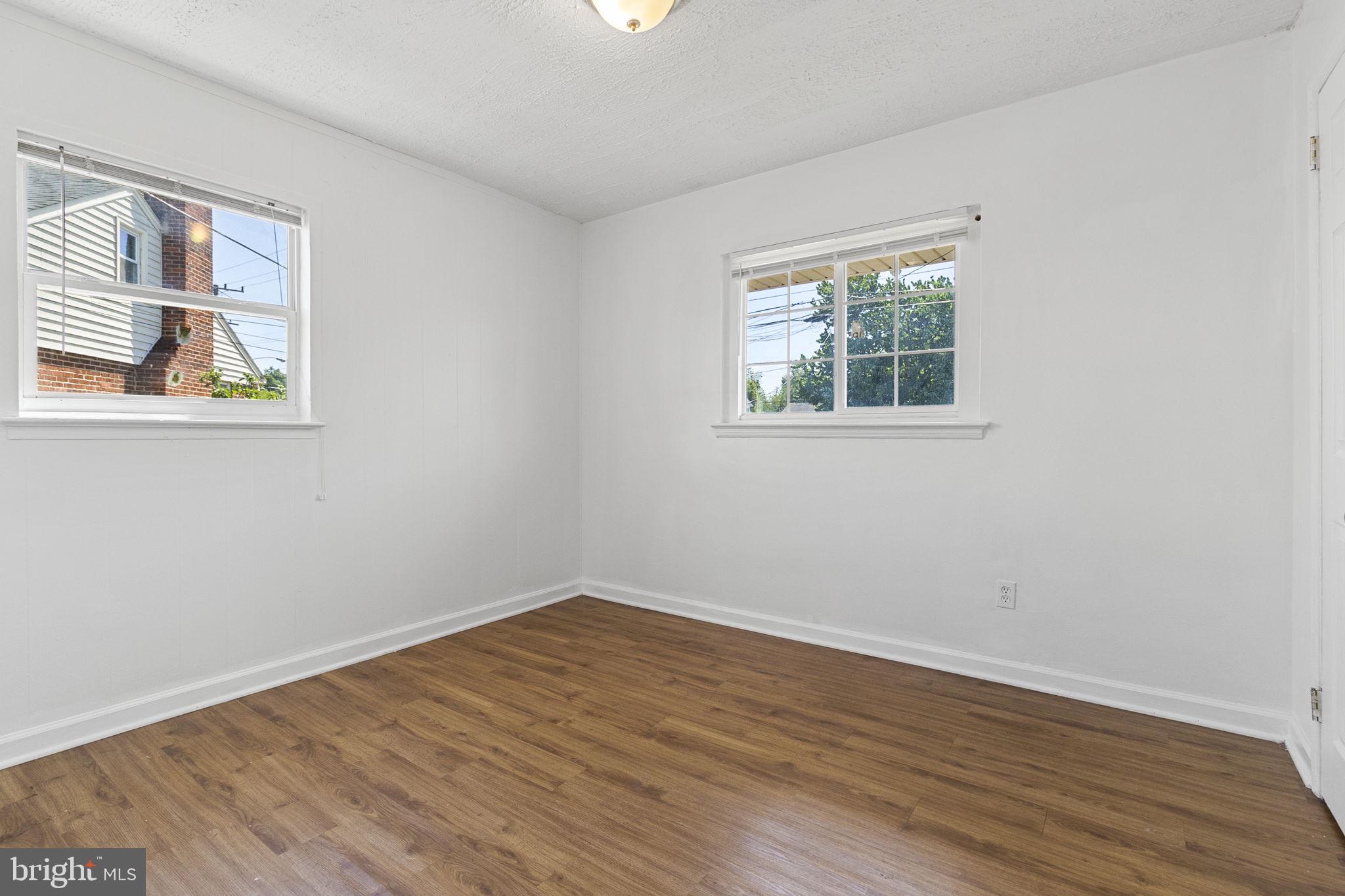 LANGLEY PARK - Residential