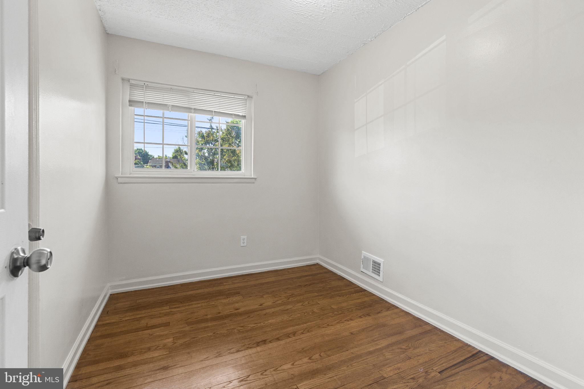 LANGLEY PARK - Residential