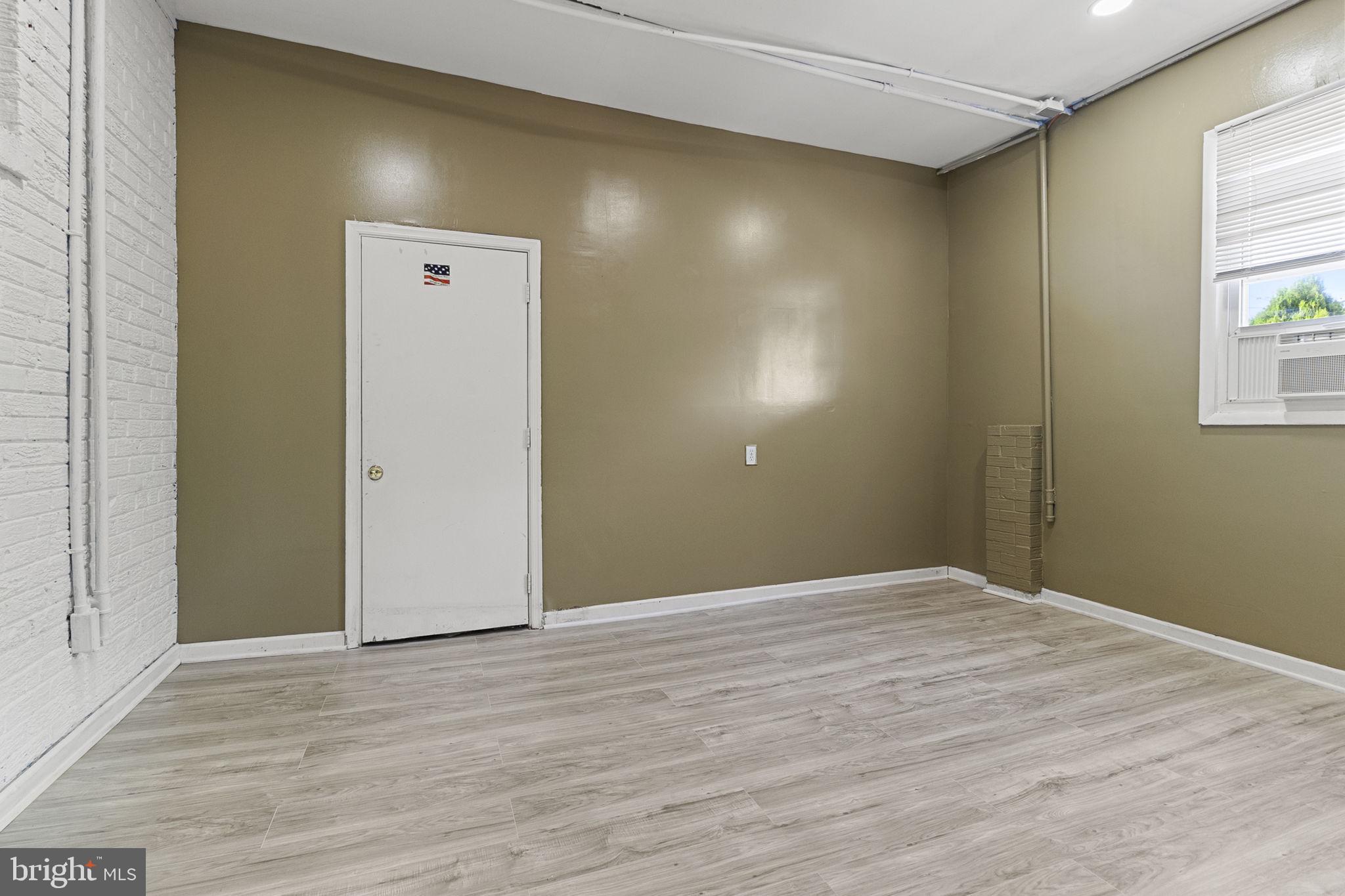 LANGLEY PARK - Residential