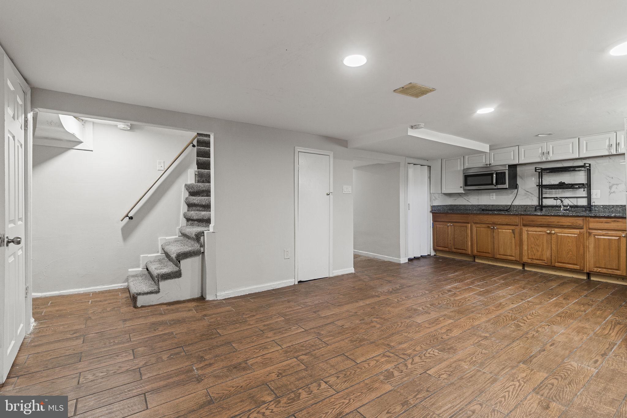 LANGLEY PARK - Residential
