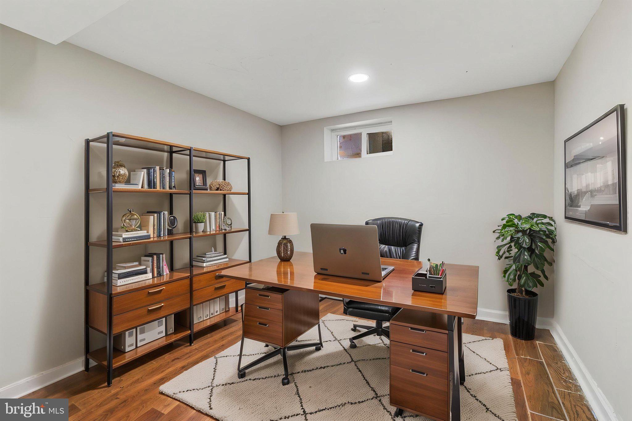 LANGLEY PARK - Residential