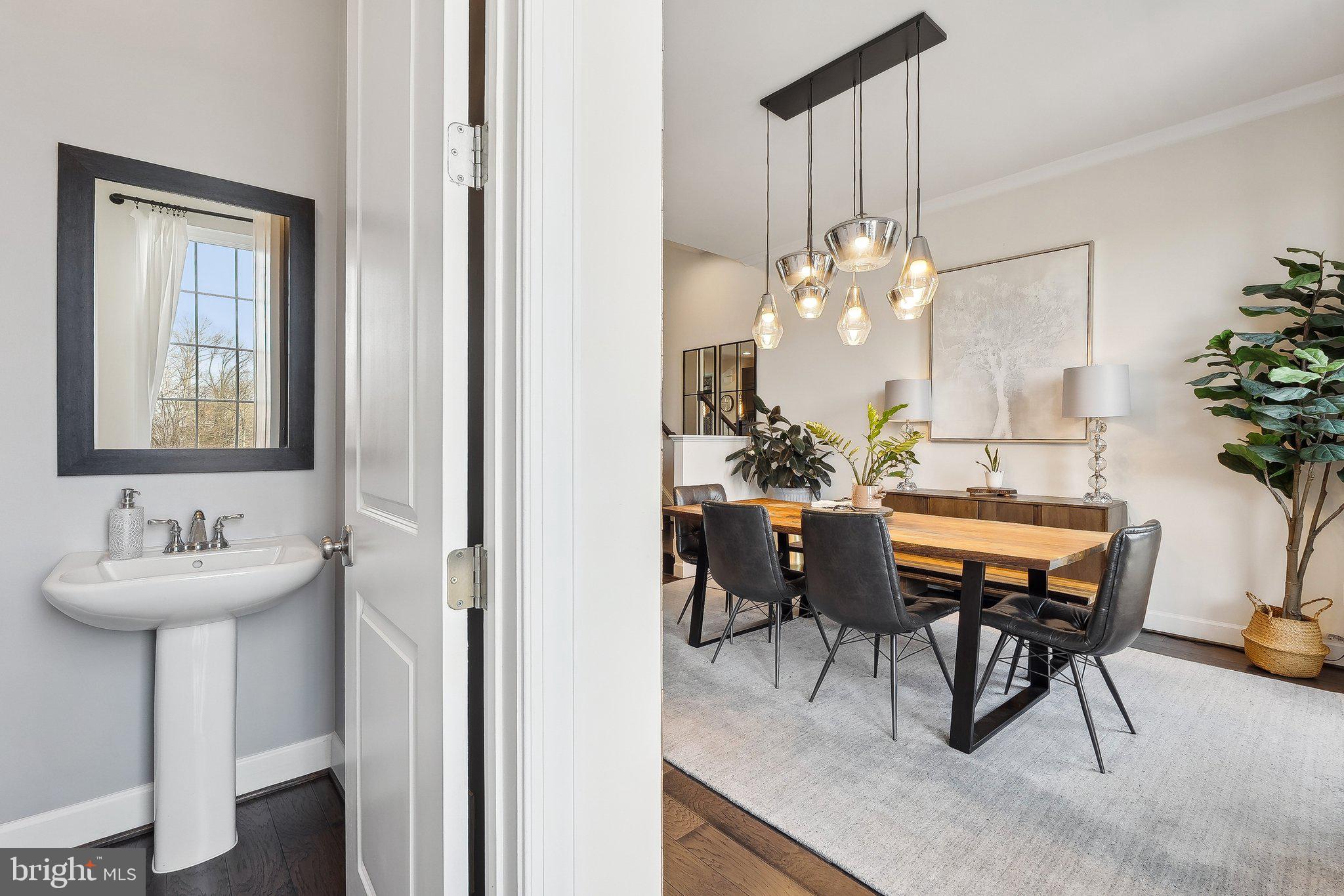 ONE LOUDOUN - Residential Lease