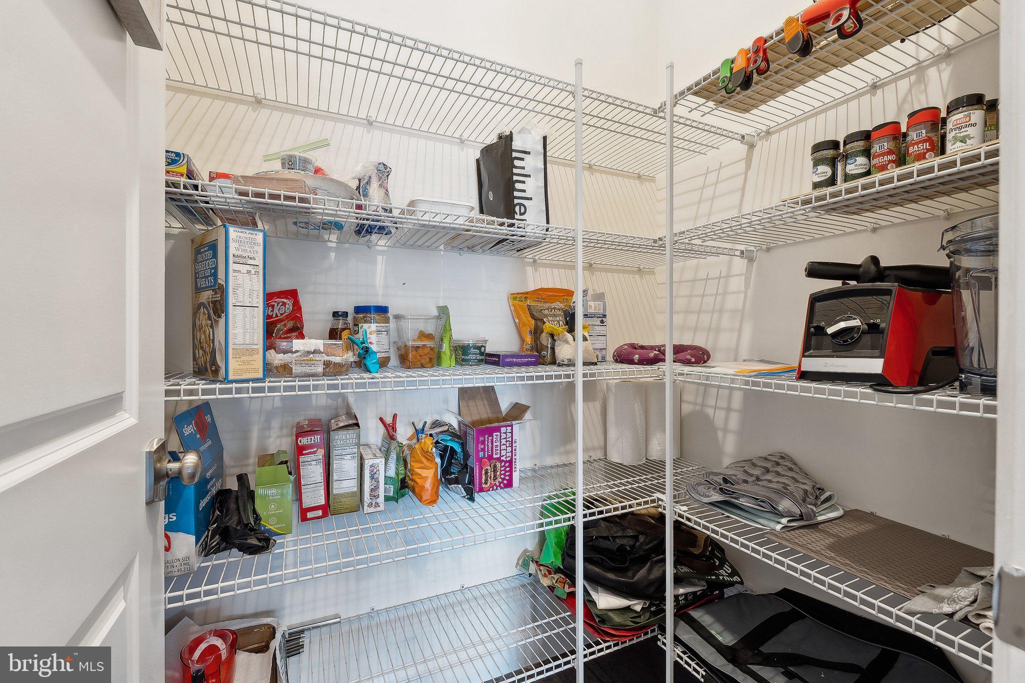 ONE LOUDOUN - Residential Lease