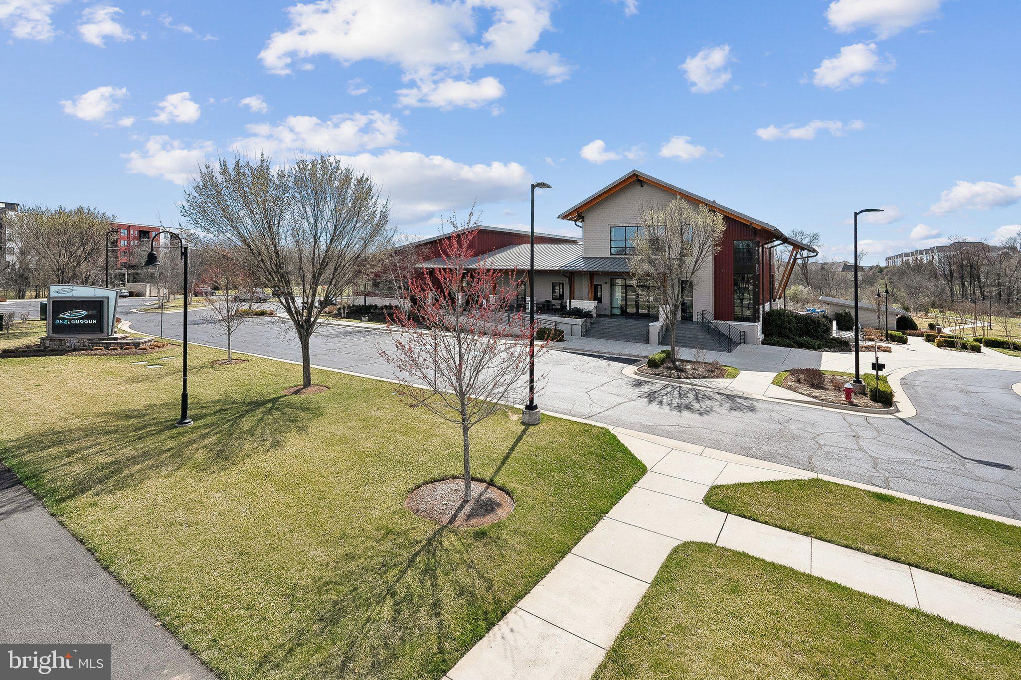 ONE LOUDOUN - Residential Lease