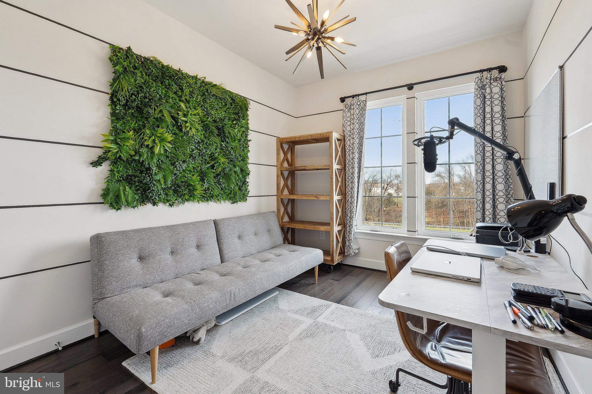 ONE LOUDOUN - Residential Lease