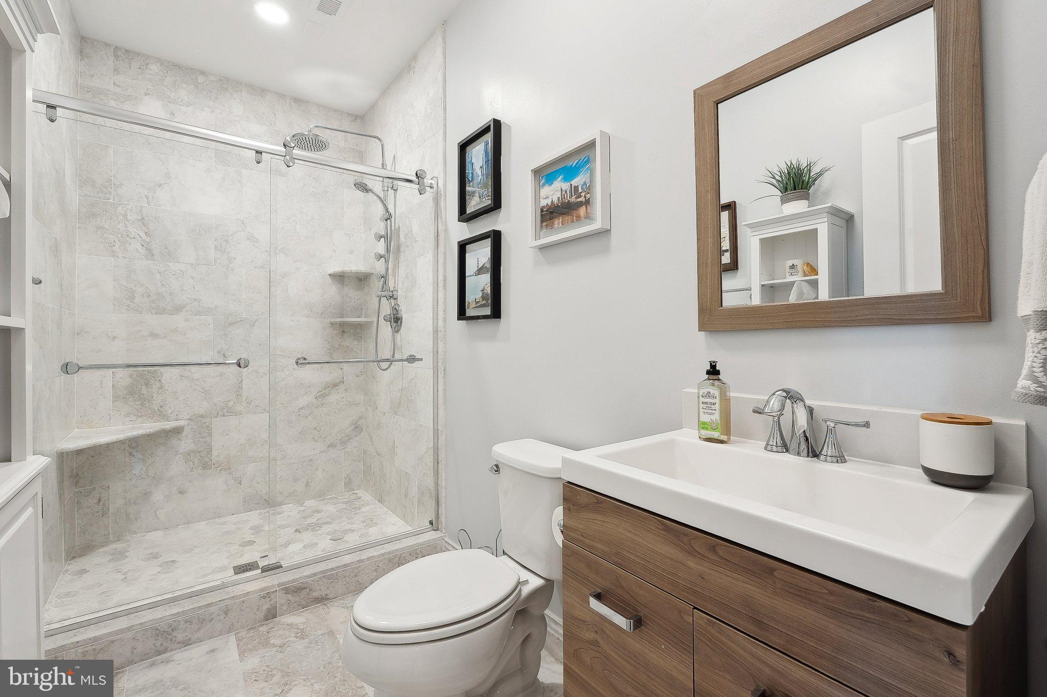 ONE LOUDOUN - Residential Lease