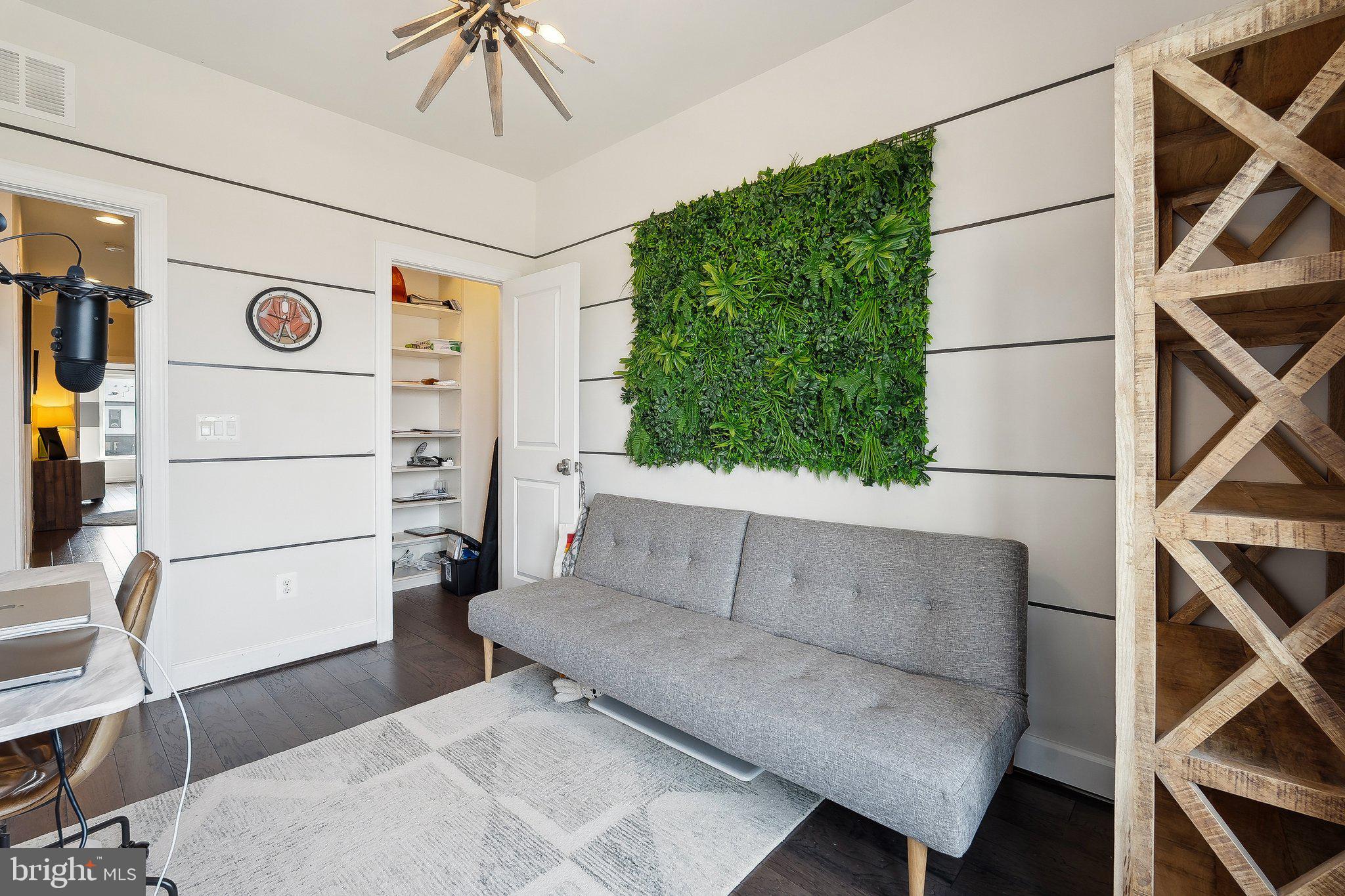 ONE LOUDOUN - Residential Lease