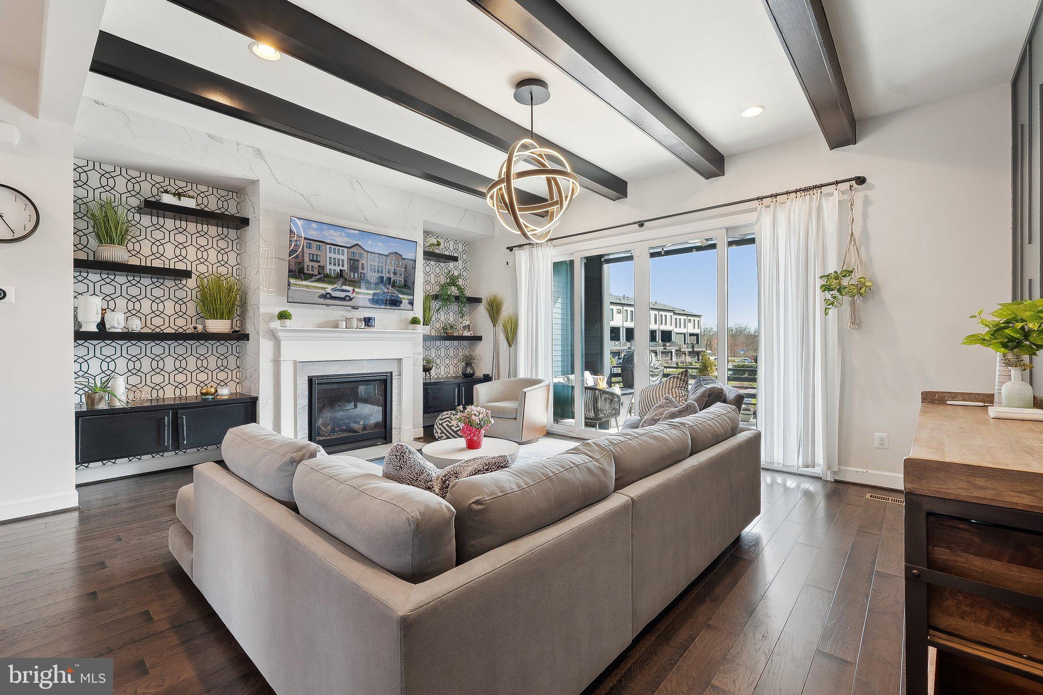 ONE LOUDOUN - Residential Lease