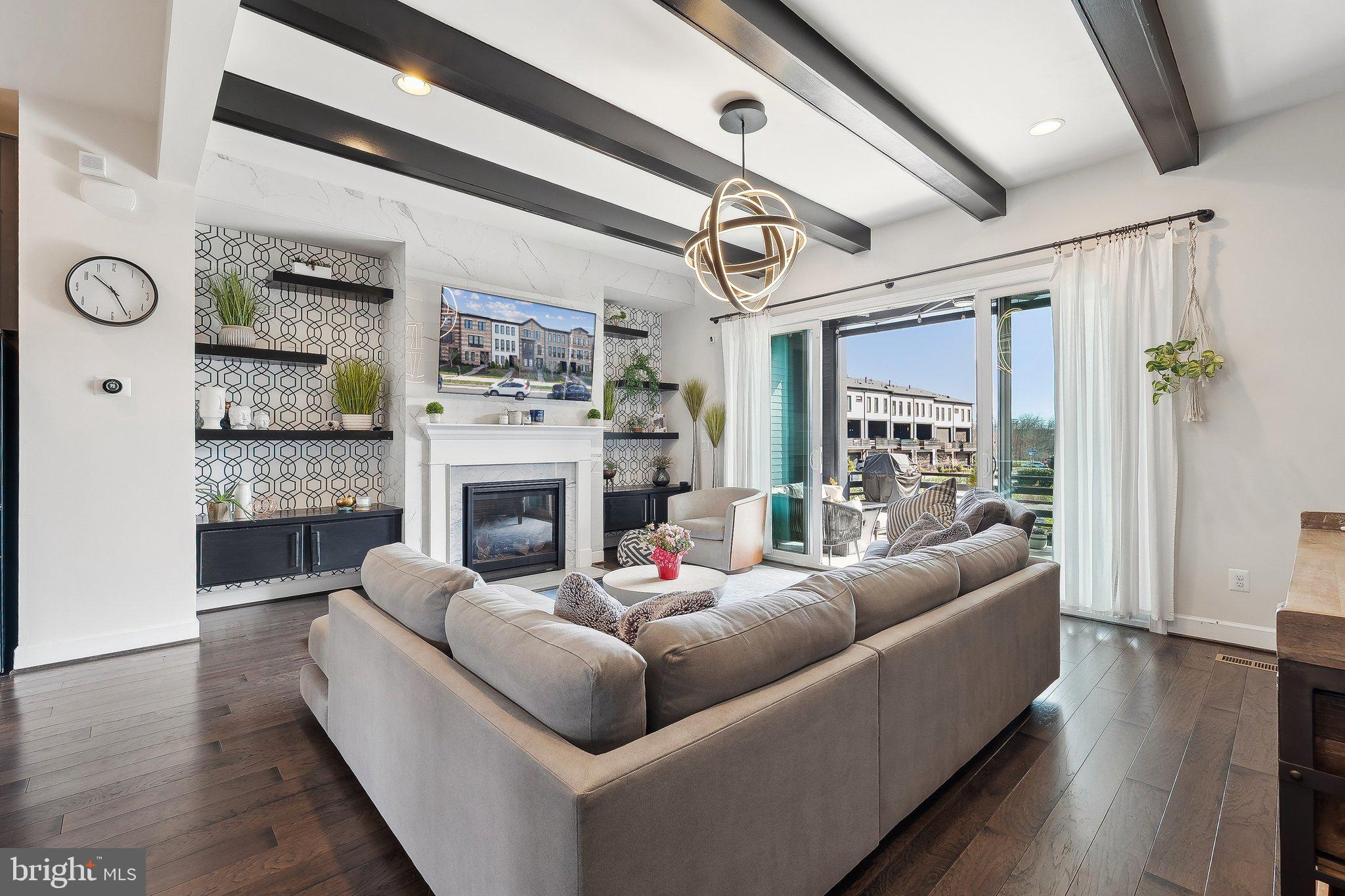 ONE LOUDOUN - Residential Lease