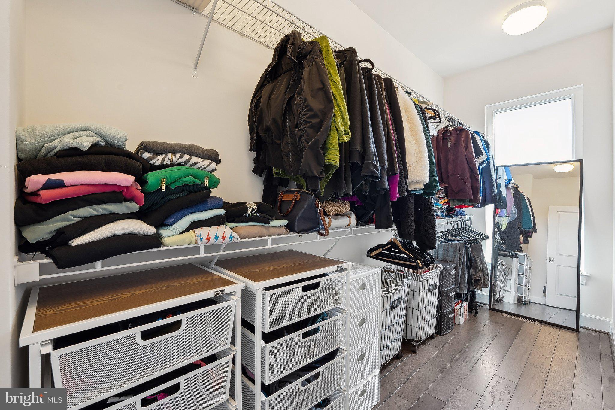 ONE LOUDOUN - Residential Lease