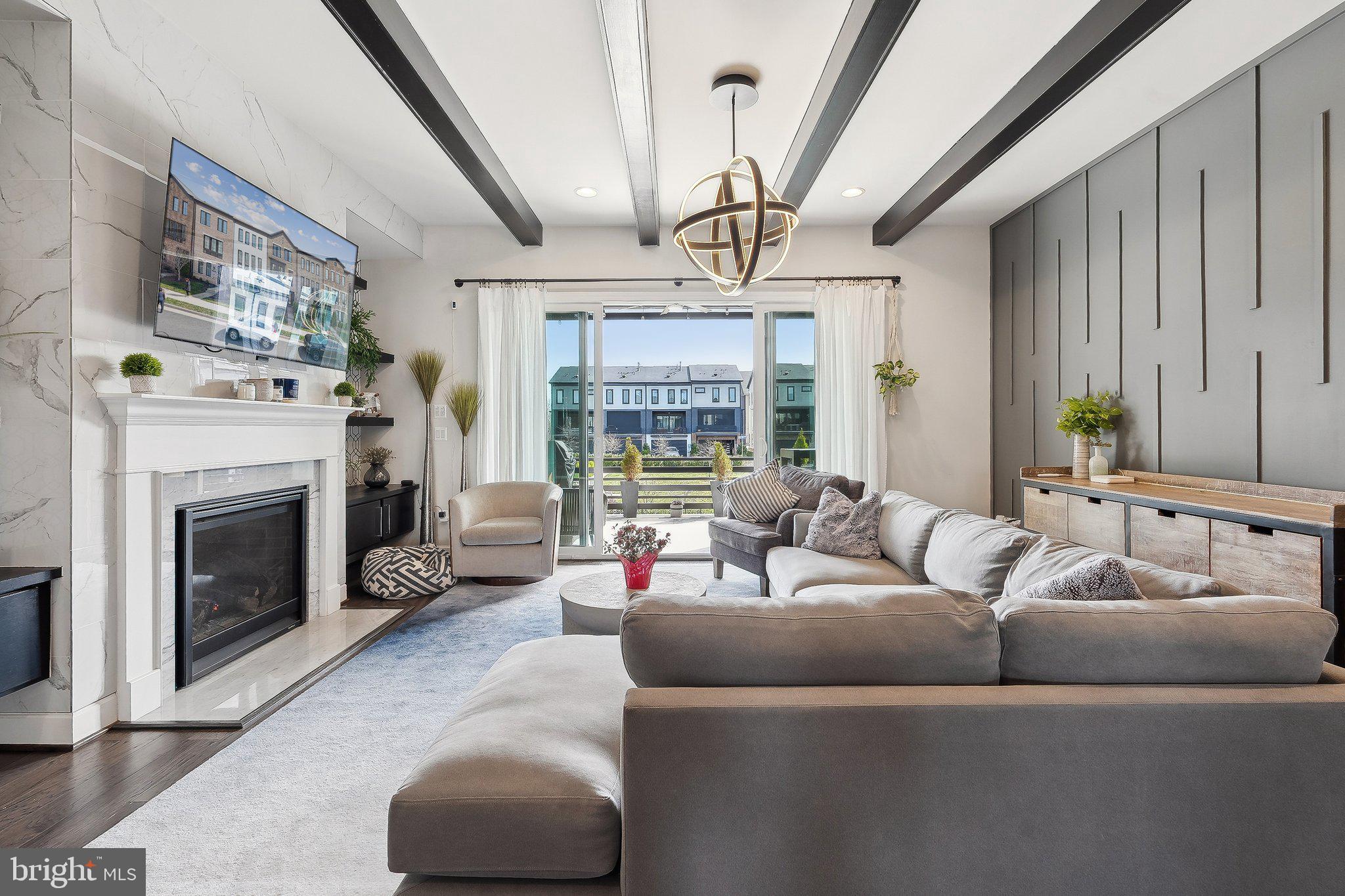 ONE LOUDOUN - Residential Lease