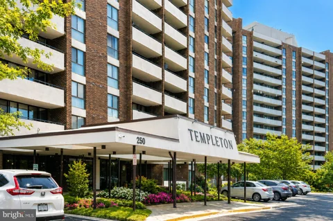 250 S Reynolds Street Unit 502, Alexandria, VA 22304 - MLS#: VAAX2054052