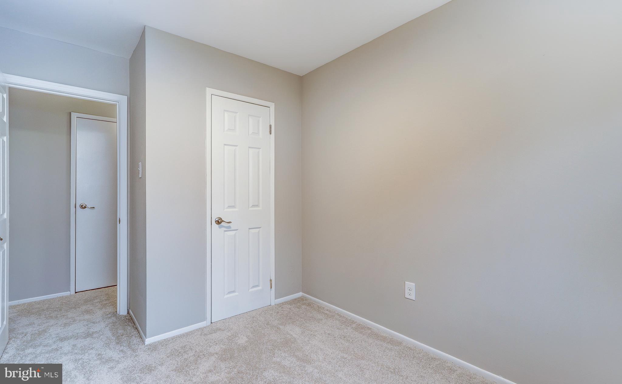 WILLOWBROOK - Residential