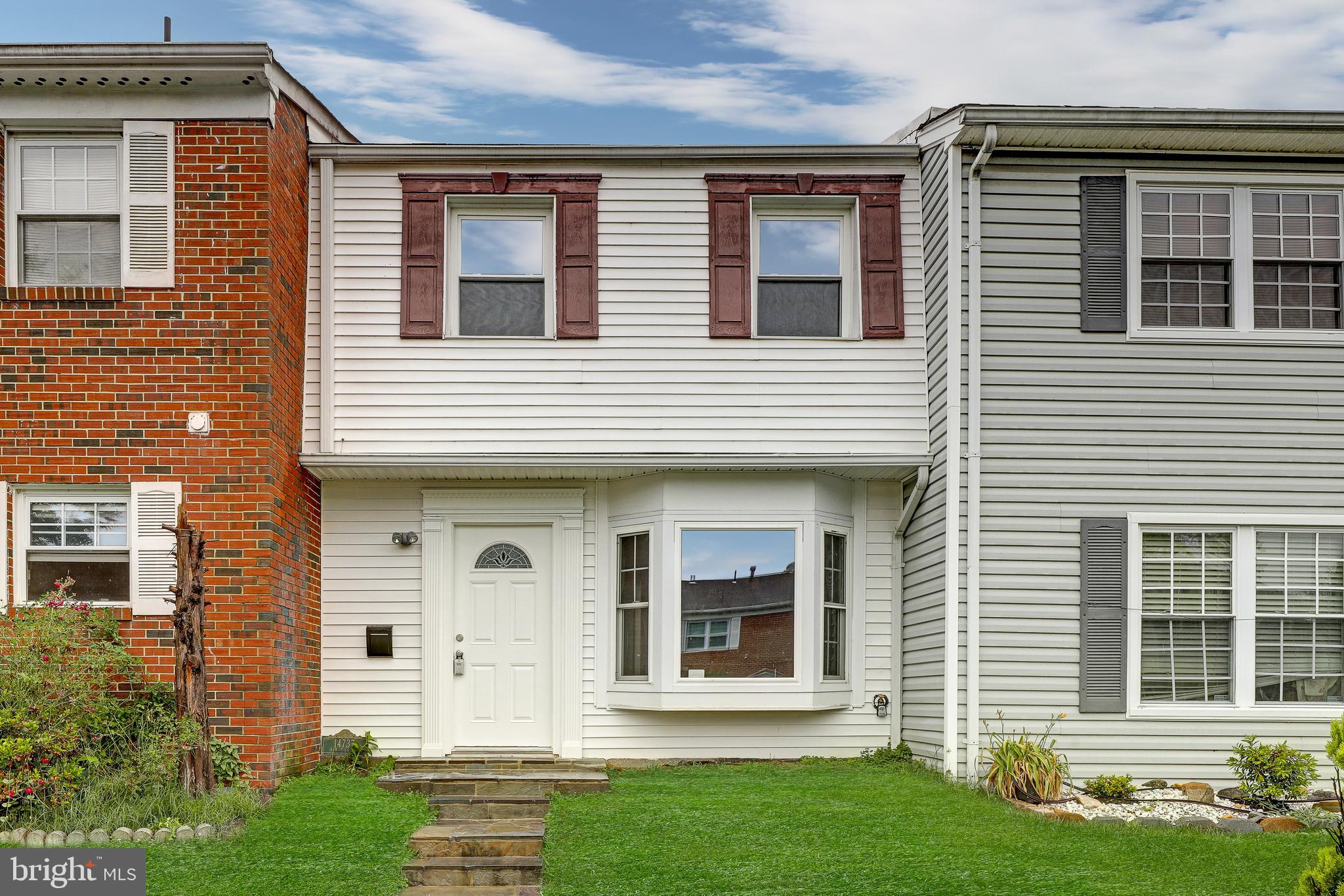 WILLOWBROOK - Residential