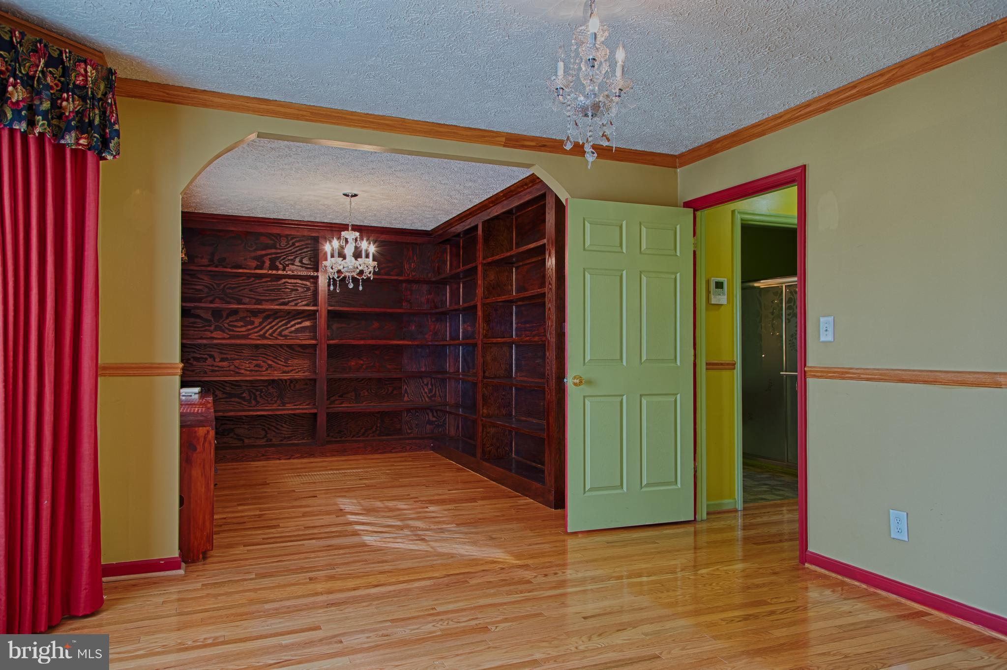 CAVE QUARTER ESTATES - Residential