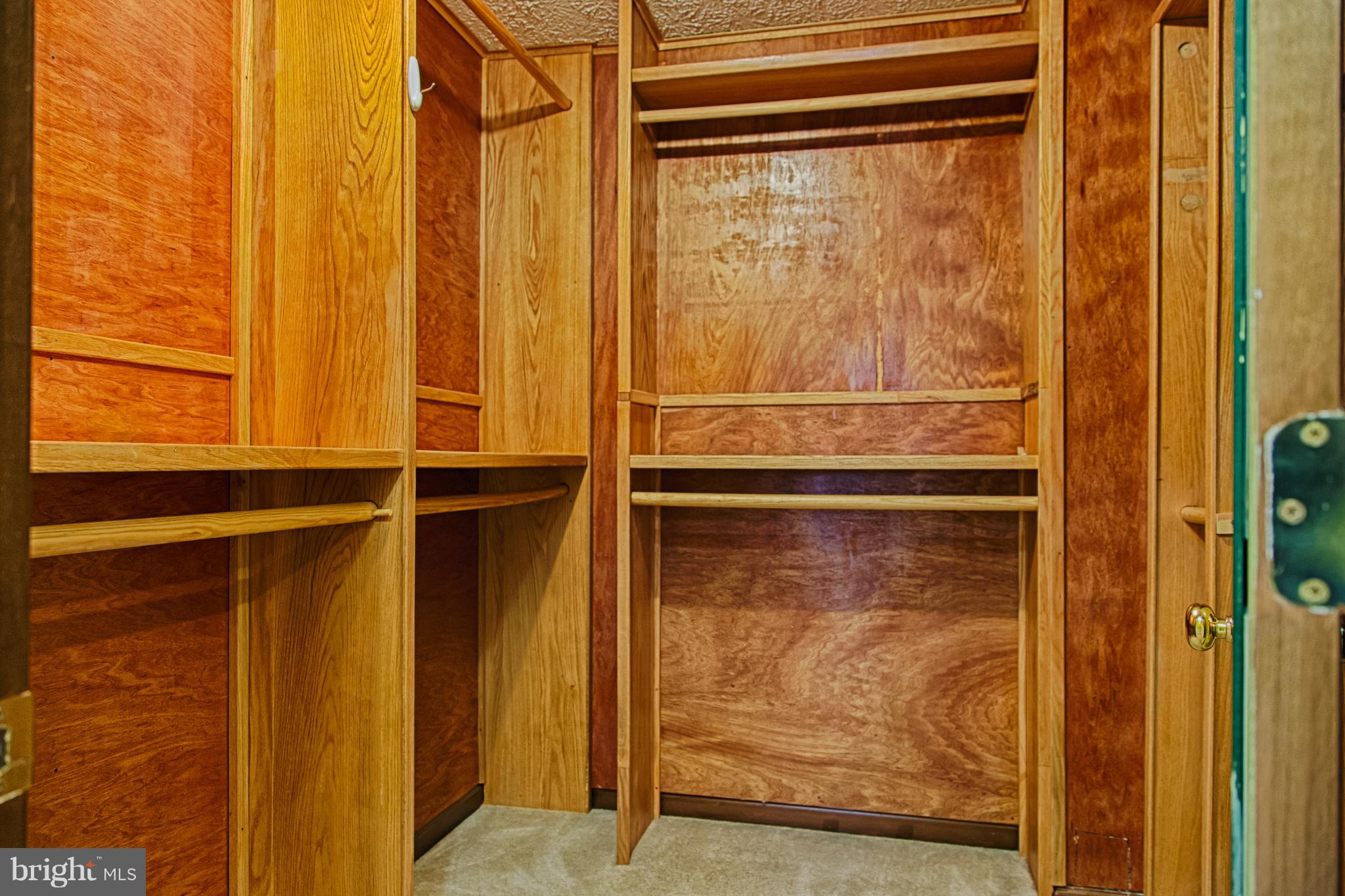 CAVE QUARTER ESTATES - Residential