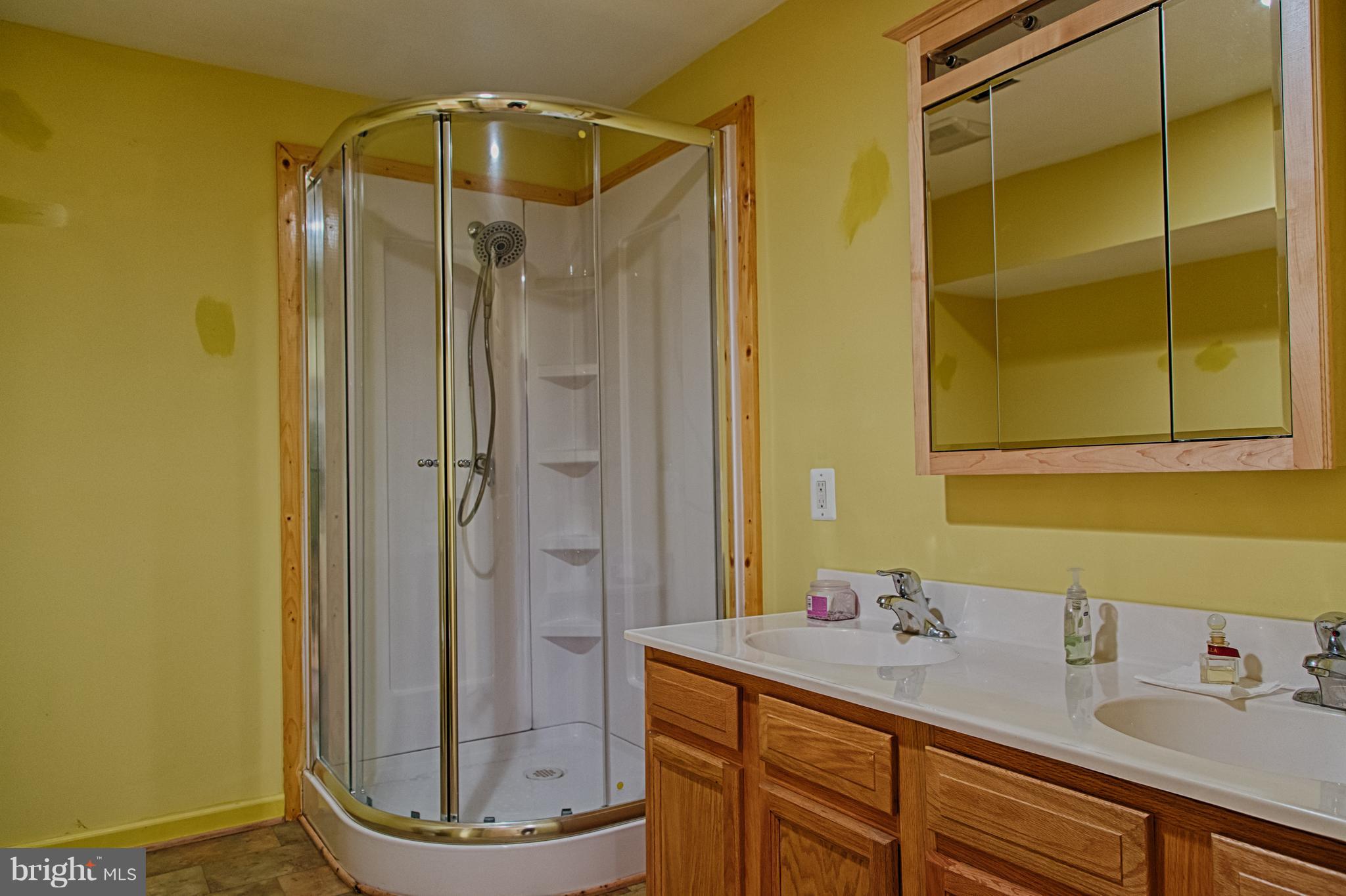 CAVE QUARTER ESTATES - Residential