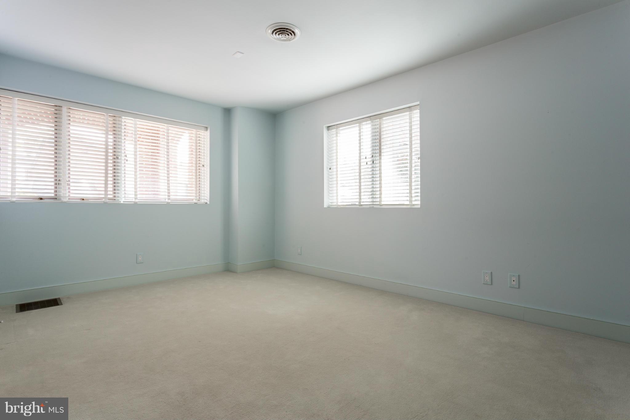 MILL RACE COMMON - Residential