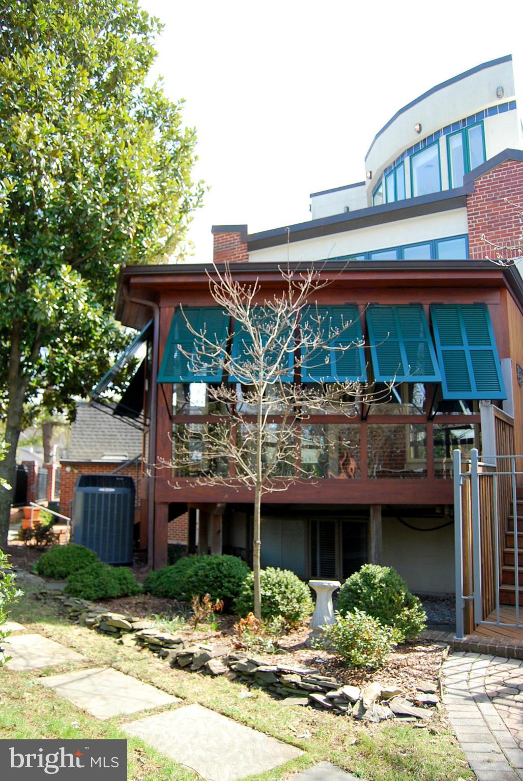 MILL RACE COMMON - Residential