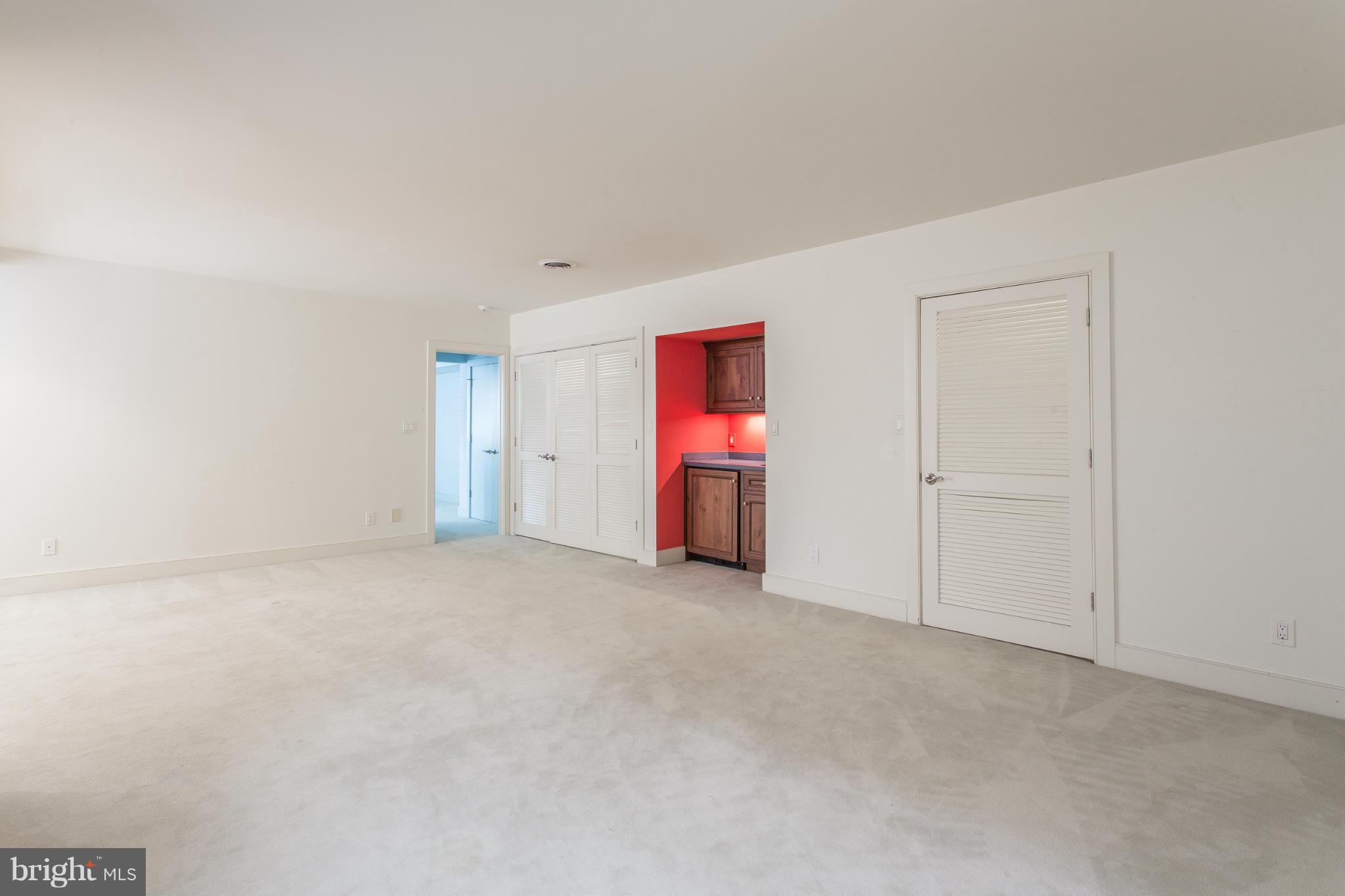 MILL RACE COMMON - Residential