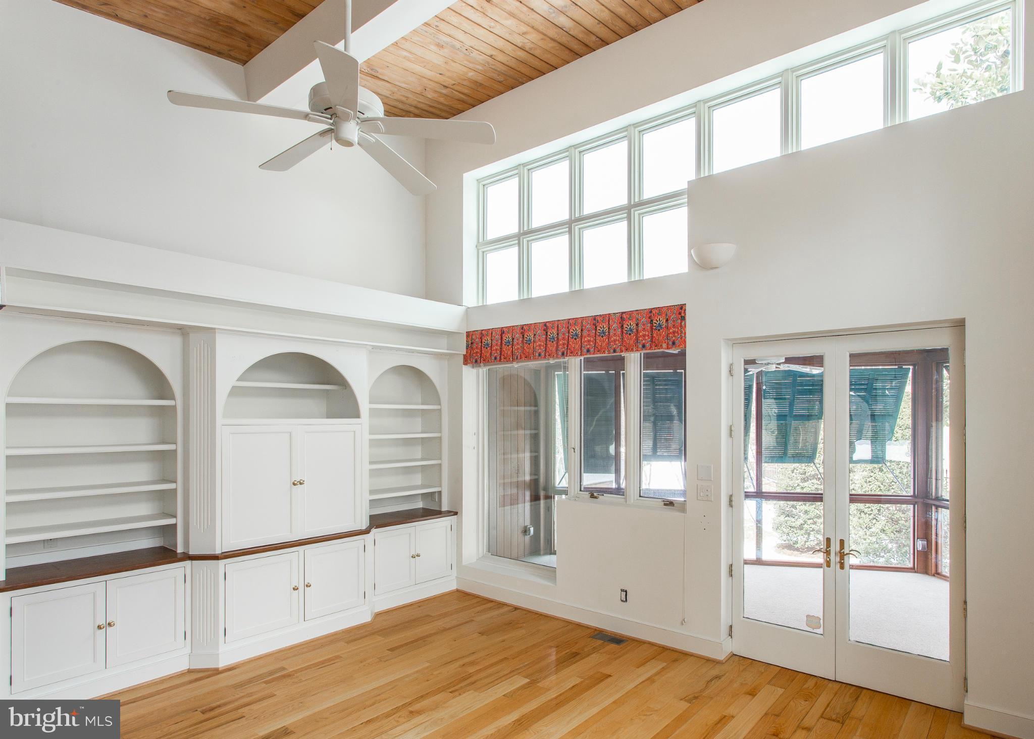 MILL RACE COMMON - Residential